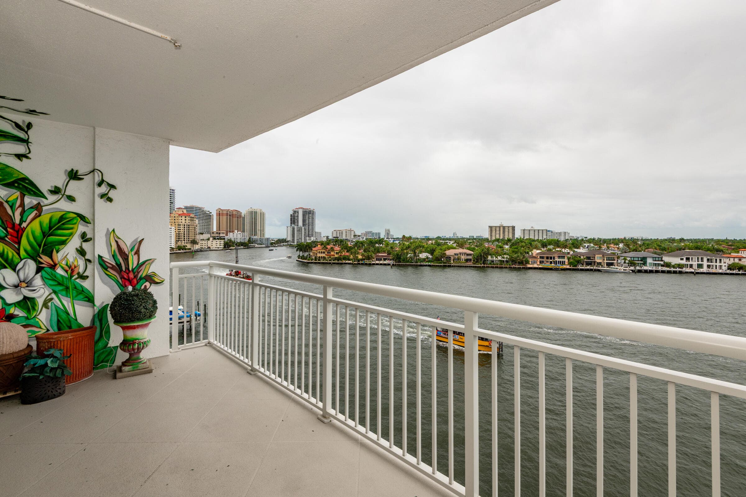 511 Bayshore Drive 707, Fort Lauderdale, FL 33304 — photo 21 of 31
