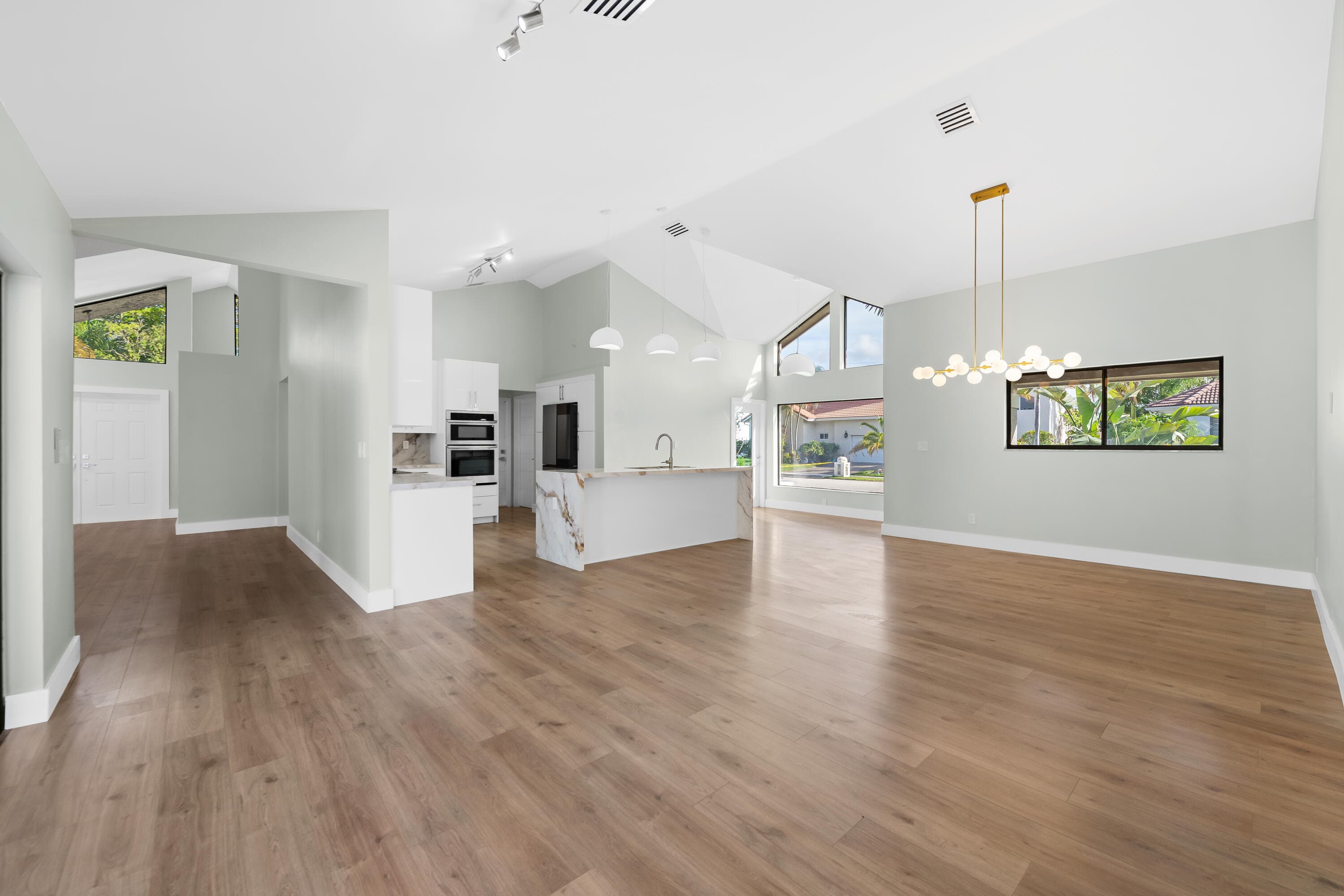 10141 SW 3rd Street, Plantation, FL 33324 — photo 10 of 73