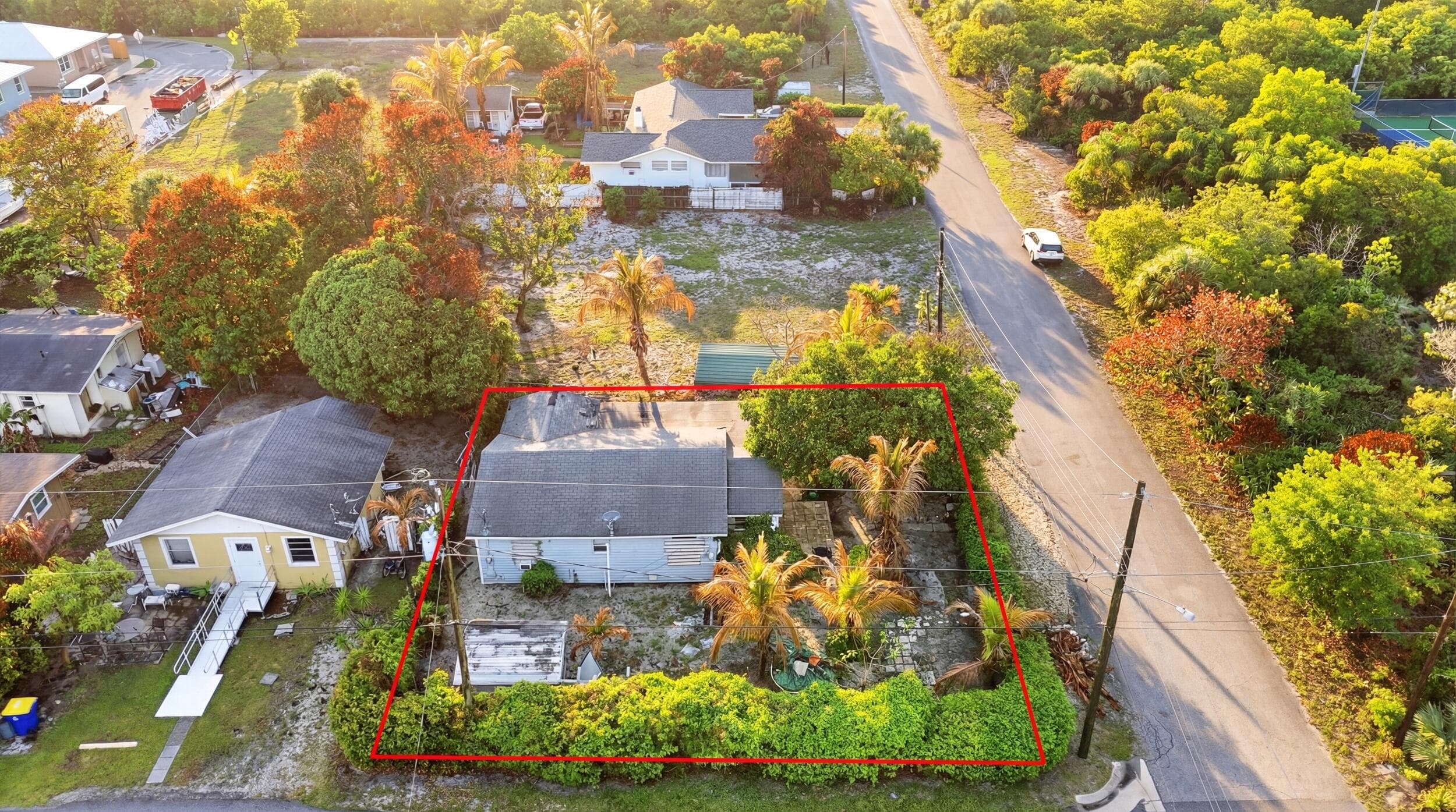 8160 SE Washington Avenue, Hobe Sound, FL 33455 — photo 4 of 11