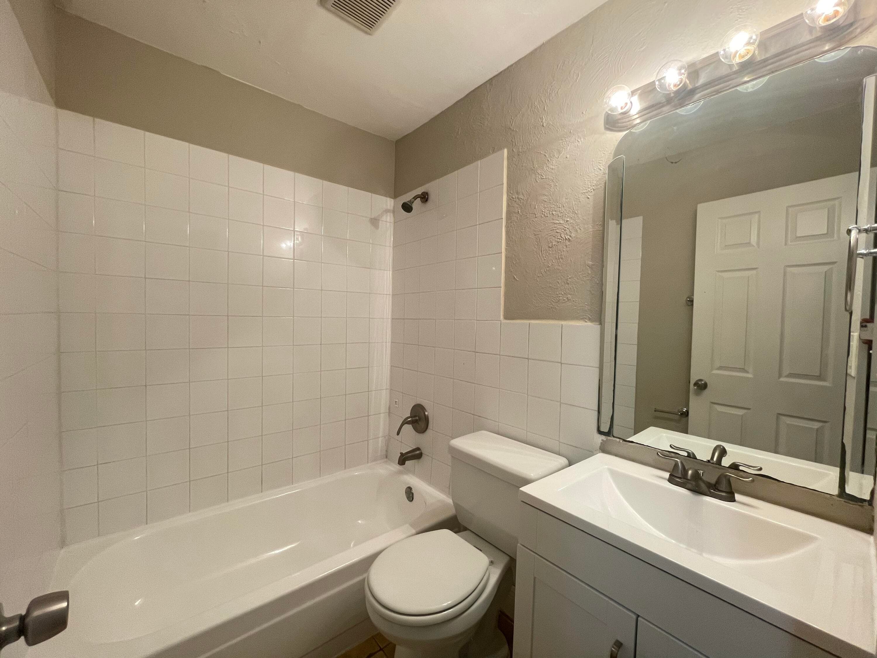 8151 SW 6th Court, North Lauderdale, FL 33068 — photo 9 of 17