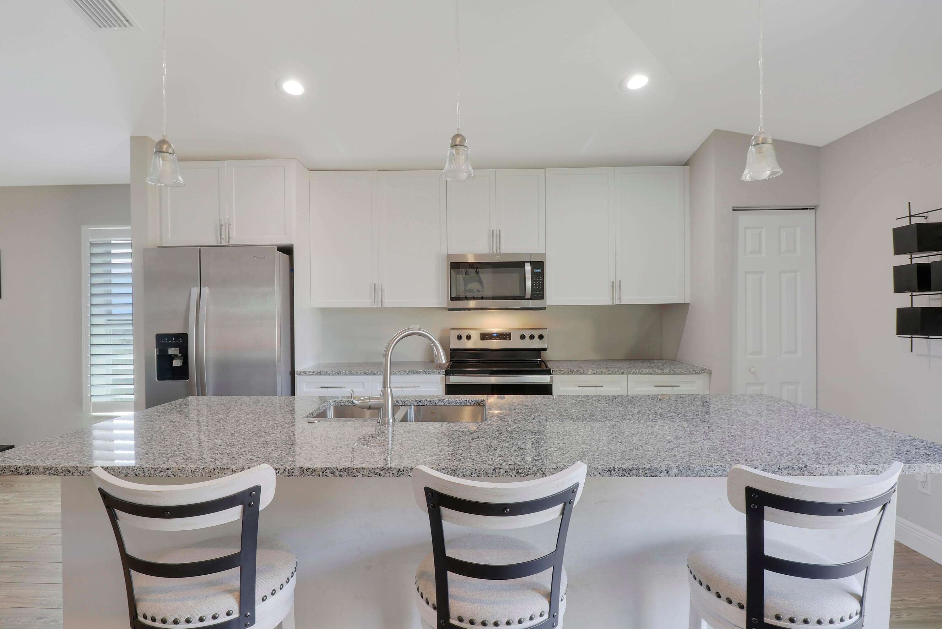 3121 Pinewood Avenue, West Palm Beach, FL 33407 — photo 14 of 24