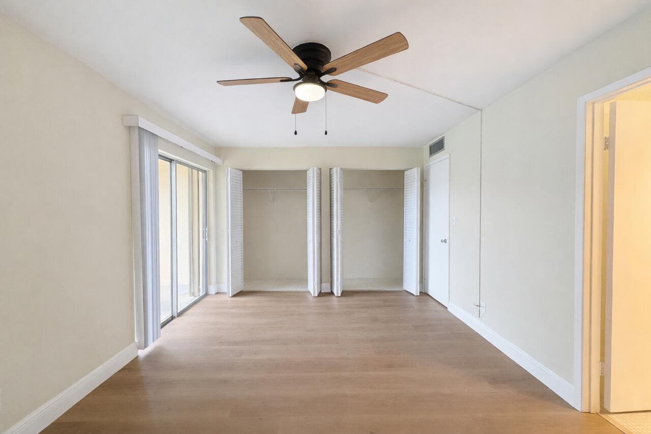 700 Village Green Court 316, Palm Springs, FL 33461 — photo 11 of 23