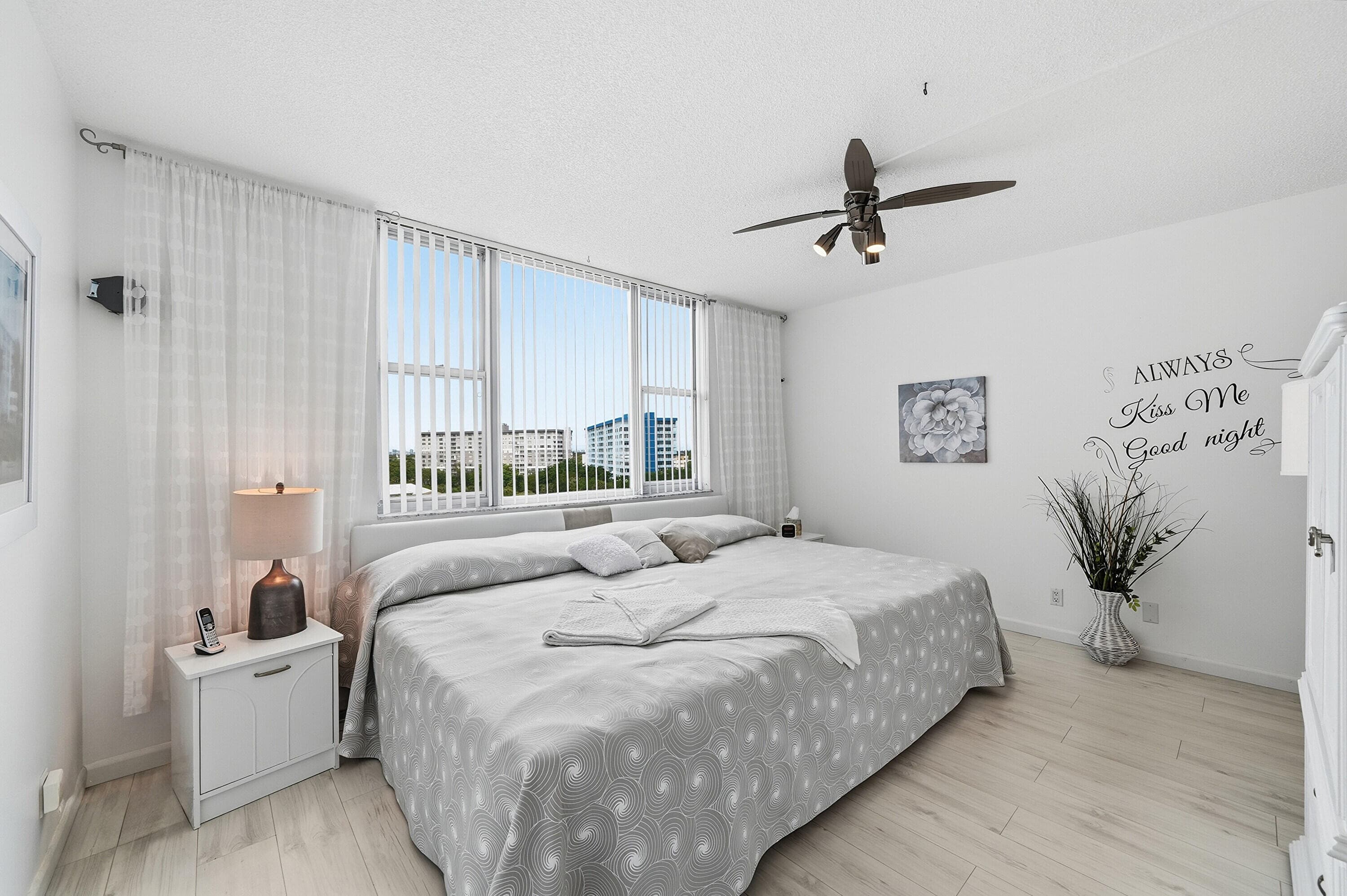 4330 Hillcrest Drive 804, Hollywood, FL 33021 — photo 21 of 47