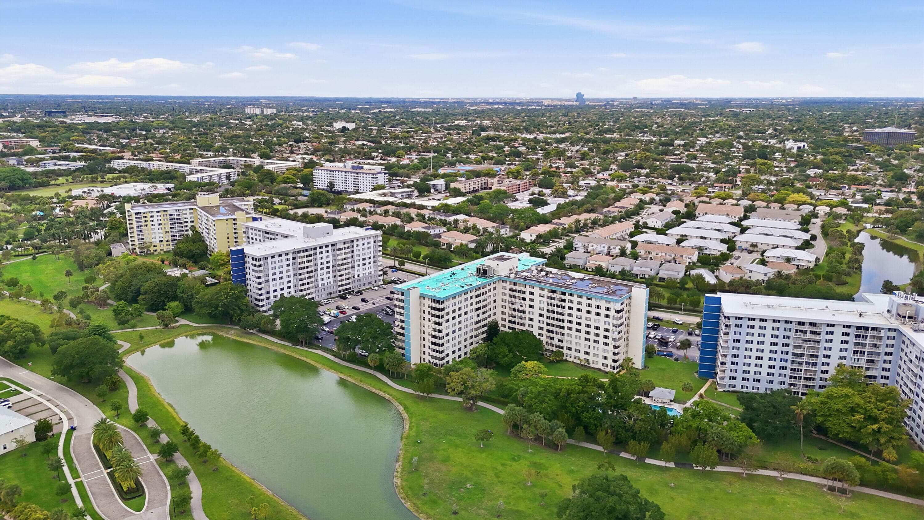 4330 Hillcrest Drive 804, Hollywood, FL 33021 — photo 37 of 47