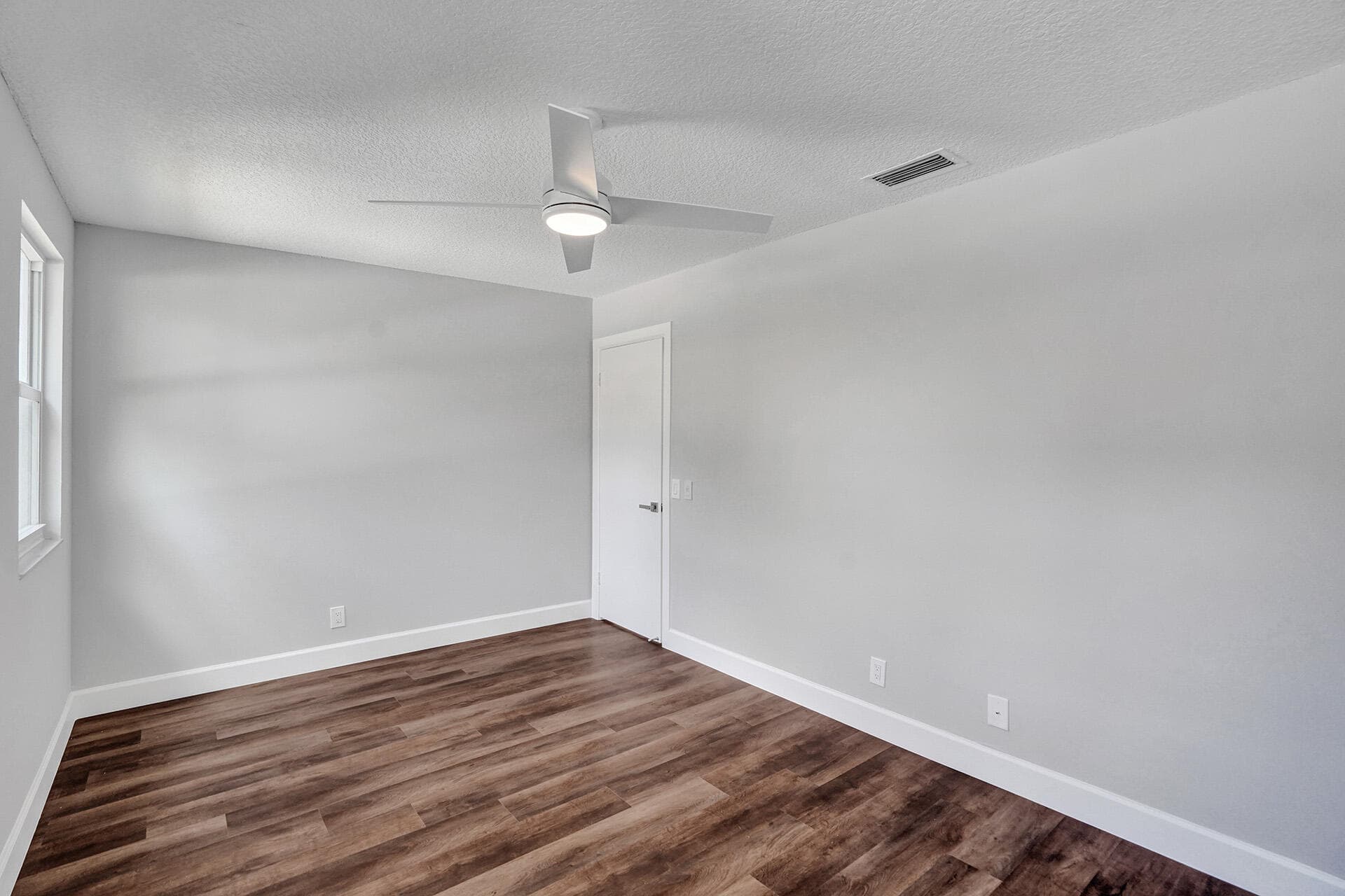 9821 NW 5th Place, Plantation, FL 33324 — photo 25 of 55