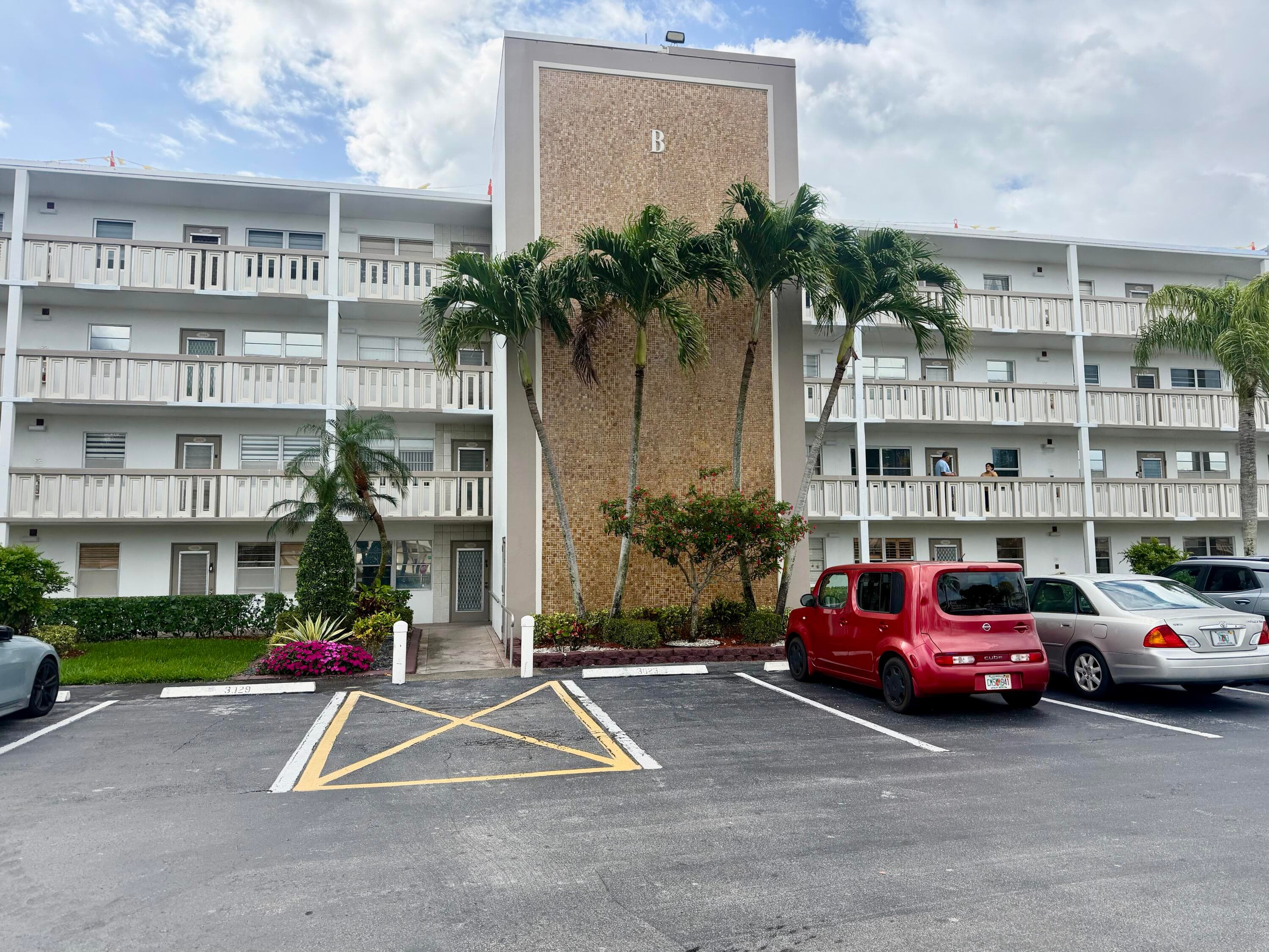 3035 Rexford, Boca Raton, FL 33434 — photo 1 of 8