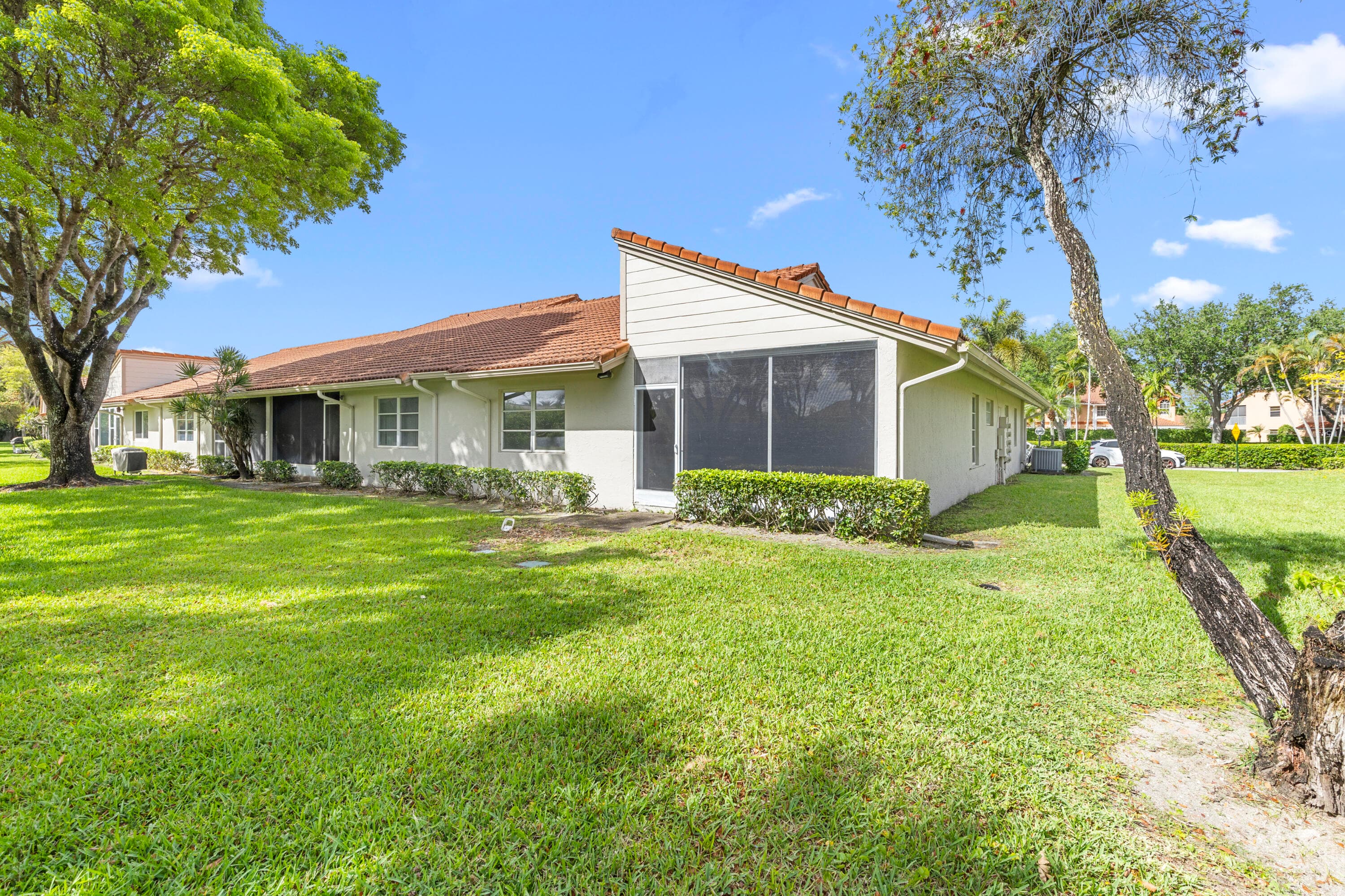 9760 Summerbrook Terrace A, Boynton Beach, FL 33437 — photo 3 of 23