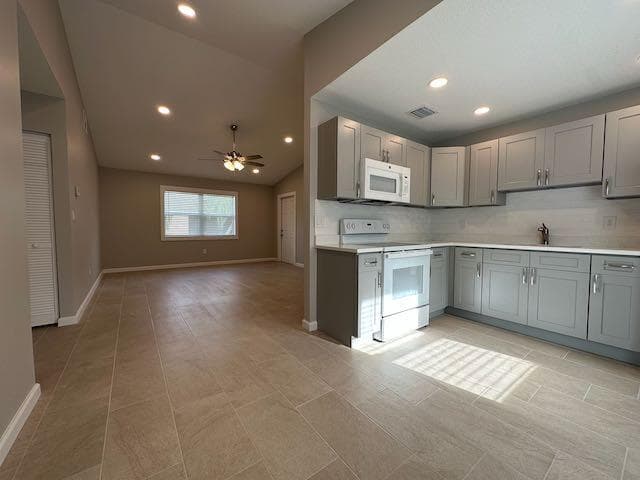 3166 SE Garden Street 3166, Stuart, FL 34997 — photo 6 of 10