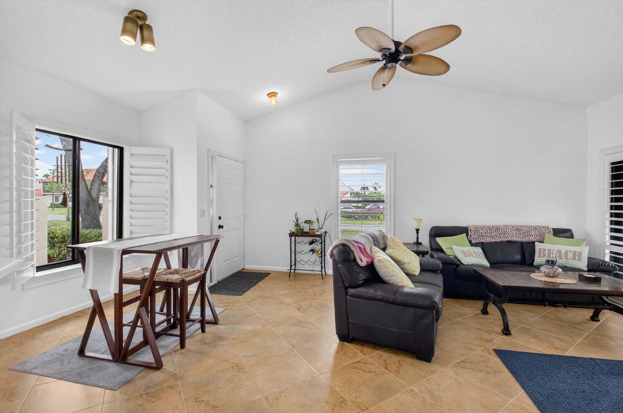 10 Vía De Casas Sur 101, Boynton Beach, FL 33426 — photo 12 of 46