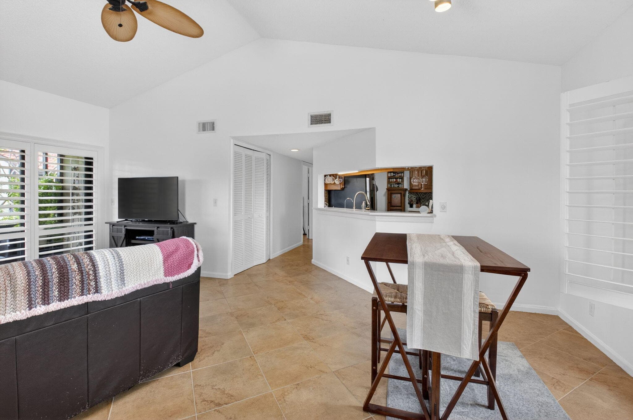 10 Vía De Casas Sur 101, Boynton Beach, FL 33426 — photo 8 of 46