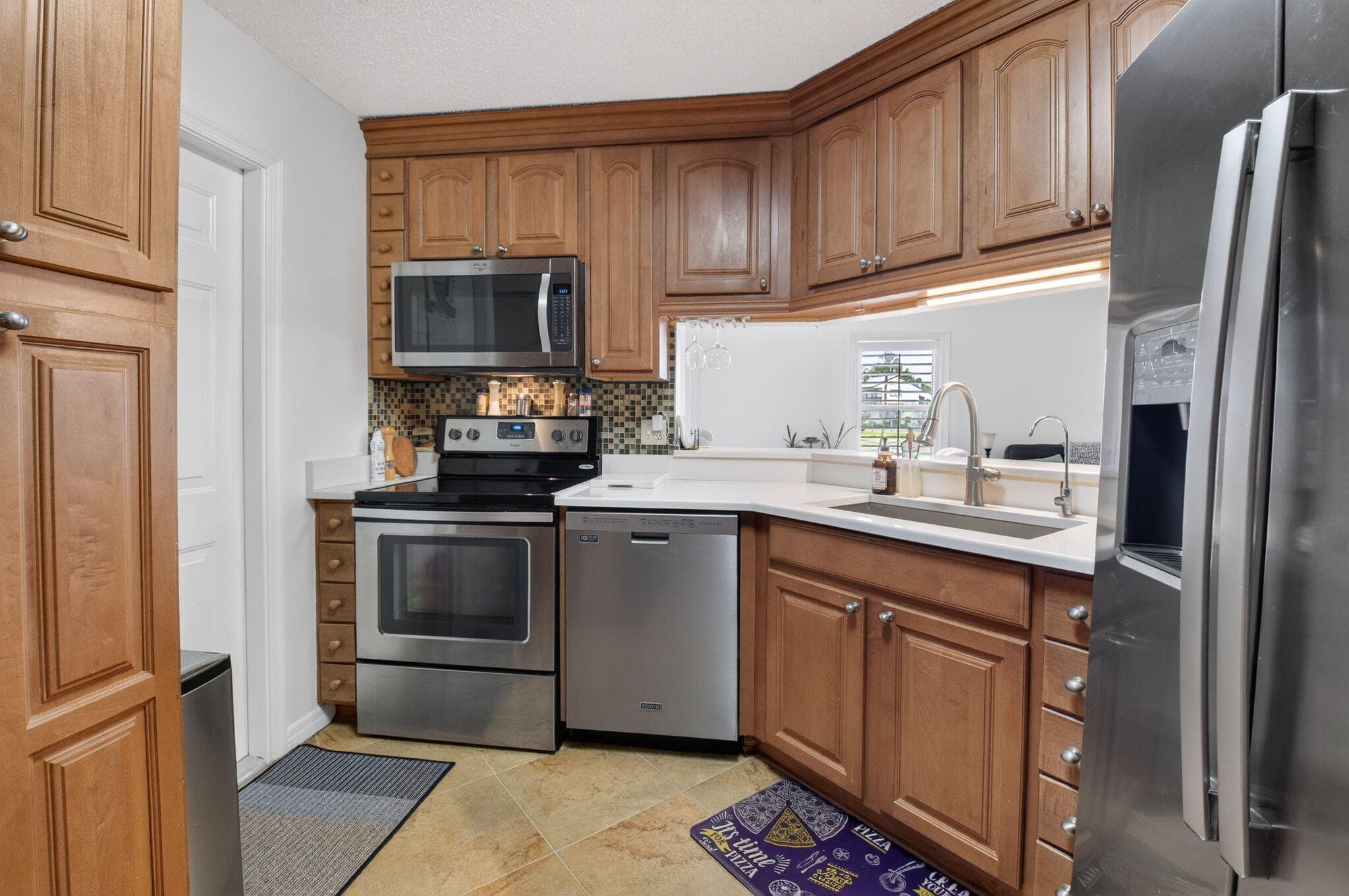 10 Vía De Casas Sur 101, Boynton Beach, FL 33426 — photo 5 of 46