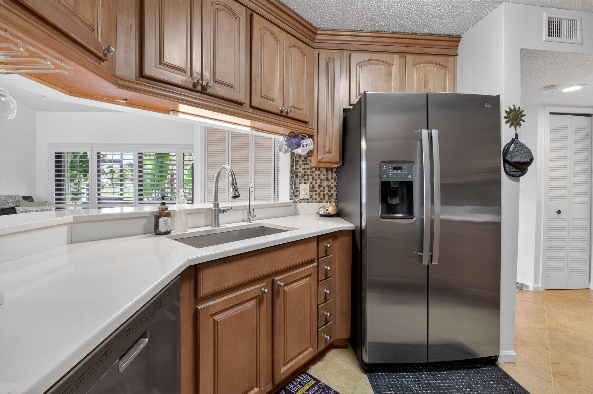10 Vía De Casas Sur 101, Boynton Beach, FL 33426 — photo 6 of 46