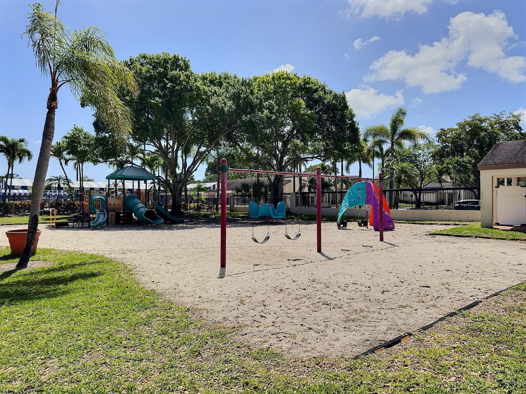 3831 Cocoplum Circle 3592, Coconut Creek, FL 33063 — photo 32 of 35