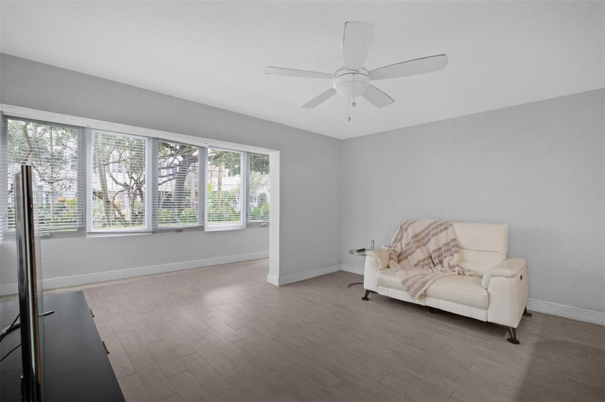 1000 SE 4th Street 127, Fort Lauderdale, FL 33301 — photo 8 of 47