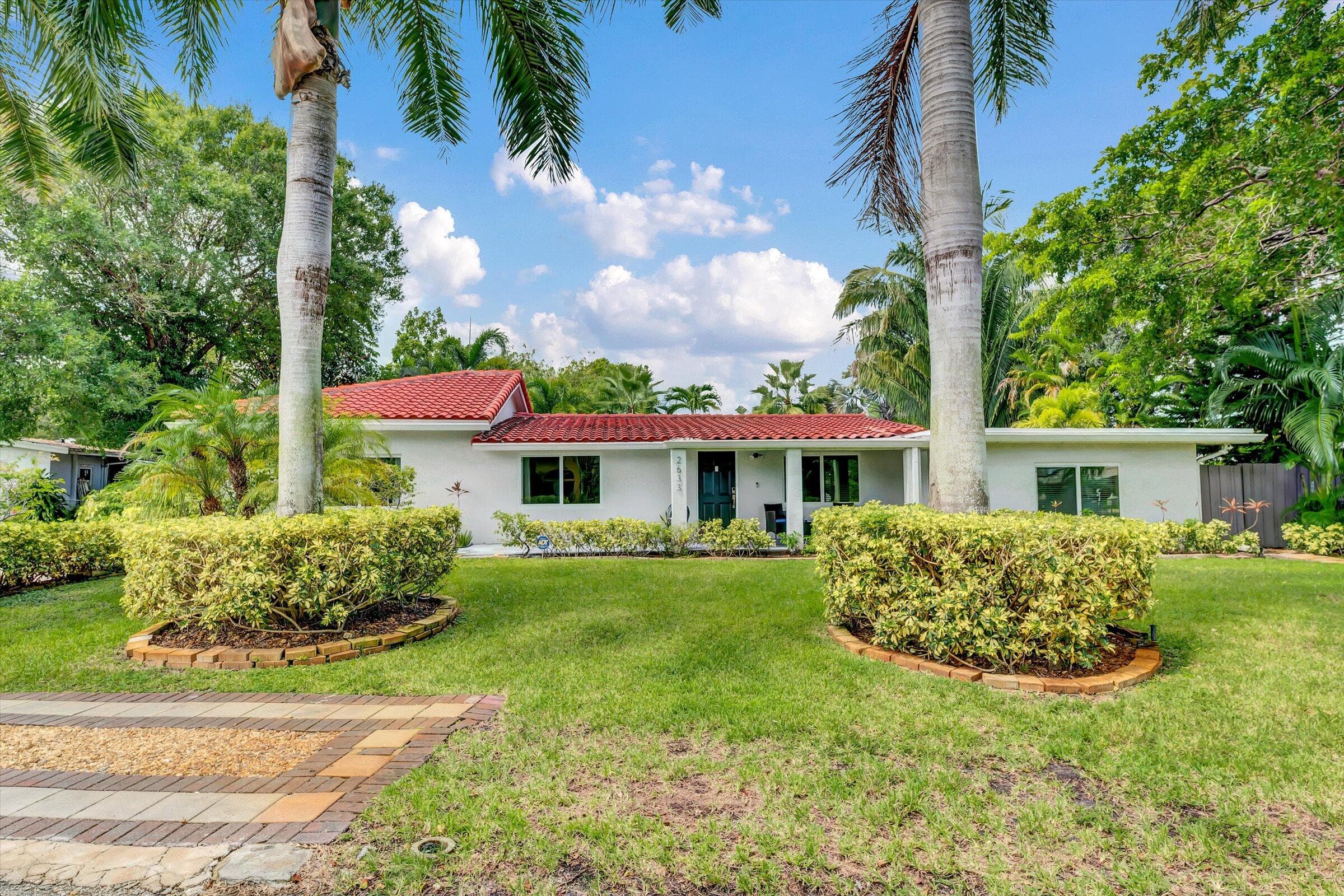 2633 NE 3rd Avenue, Wilton Manors, FL 33334 — photo 1 of 55