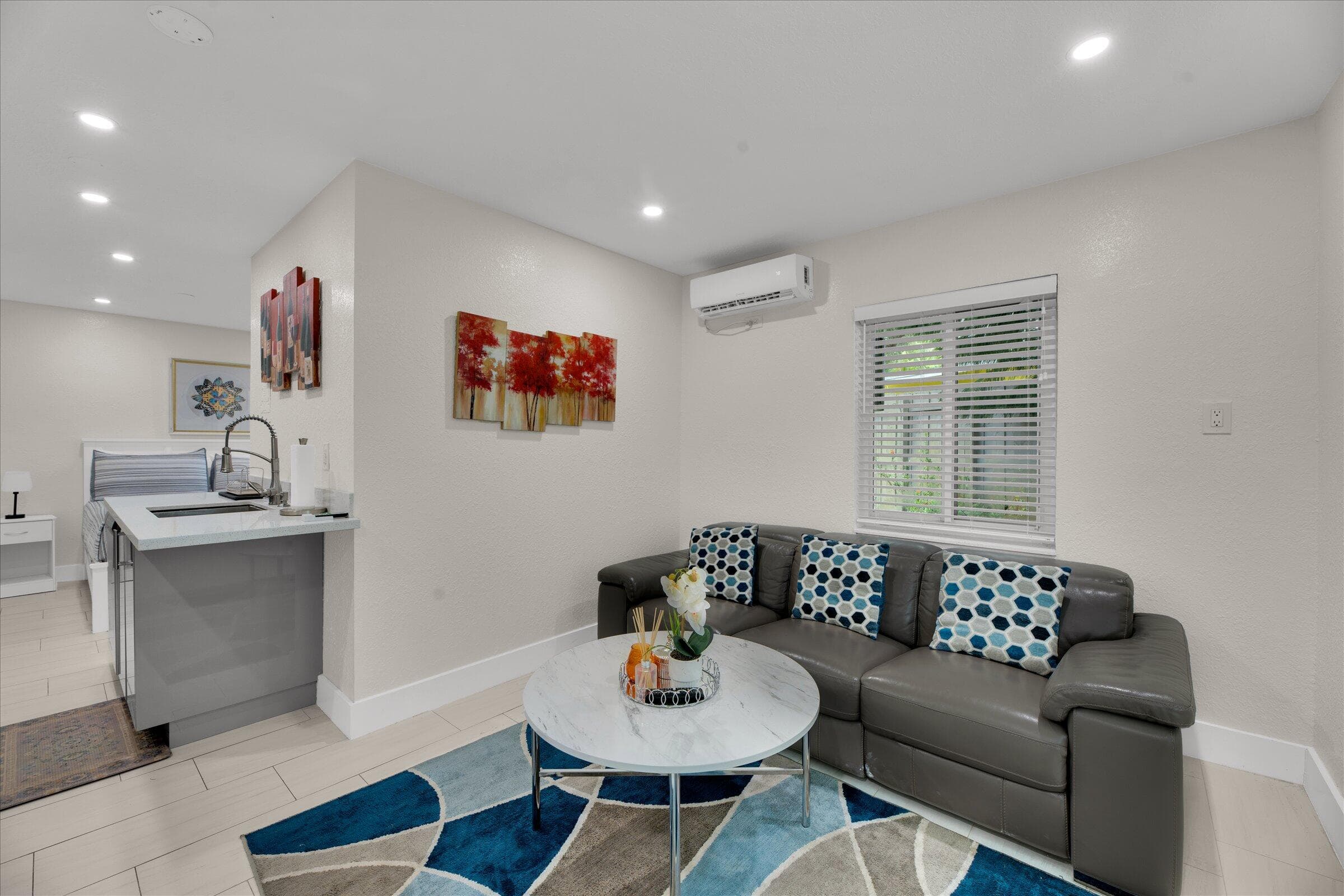 2633 NE 3rd Avenue, Wilton Manors, FL 33334 — photo 36 of 55