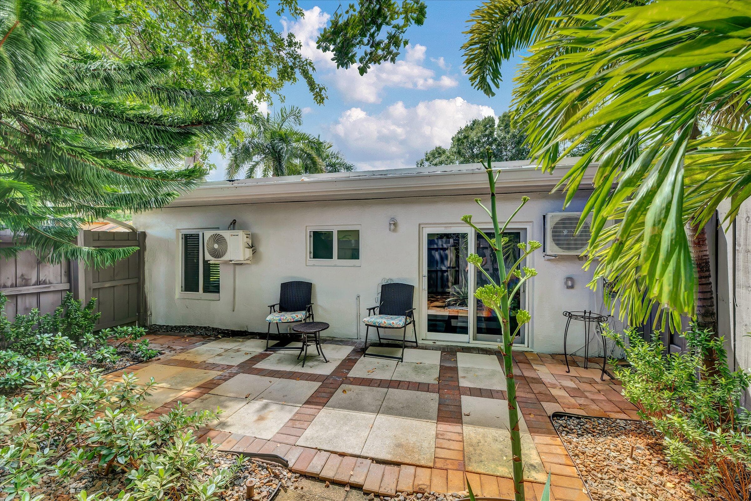 2633 NE 3rd Avenue, Wilton Manors, FL 33334 — photo 49 of 55