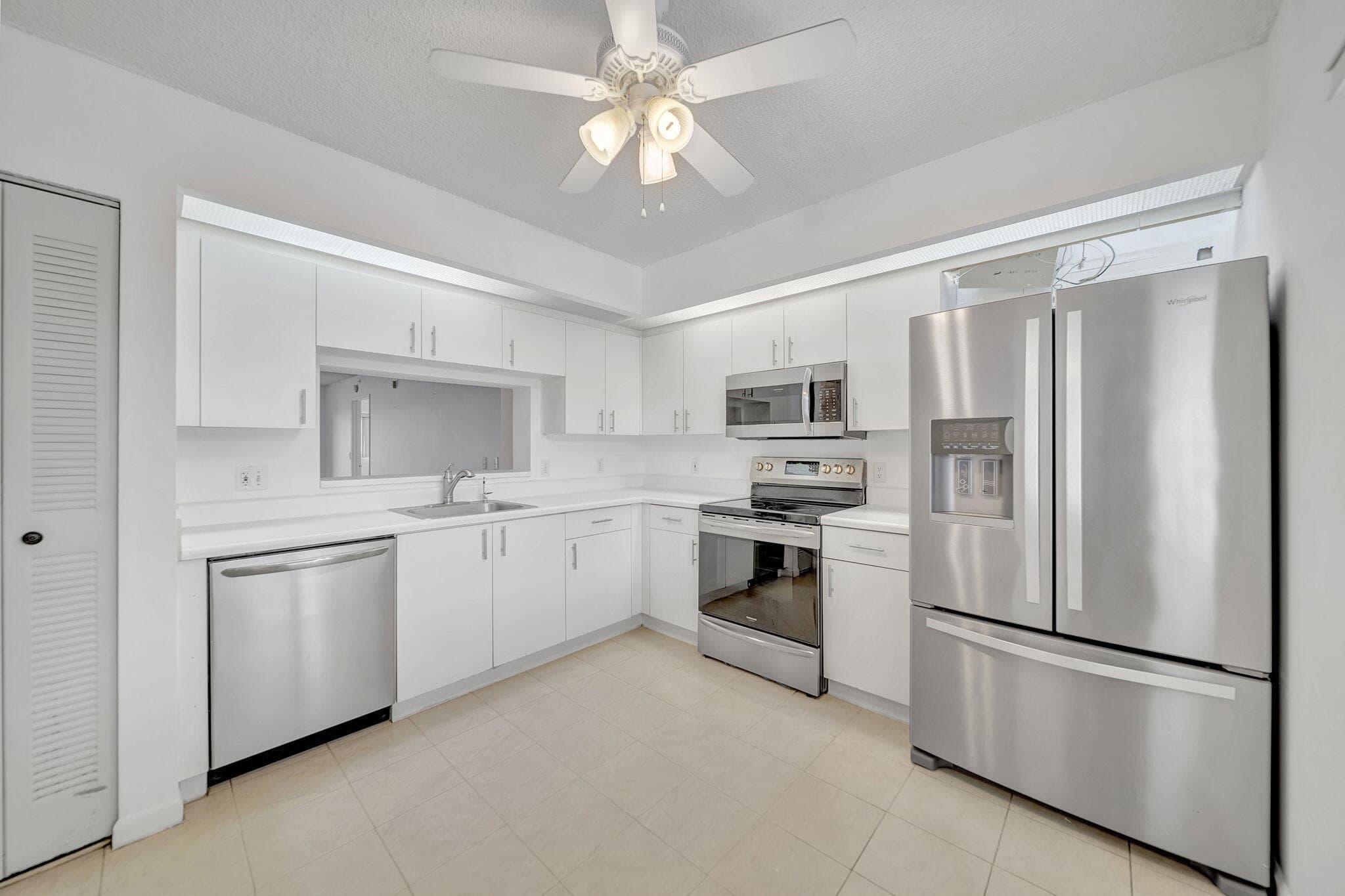 801 SW 141st Avenue 306o, Pembroke Pines, FL 33027 — photo 7 of 58