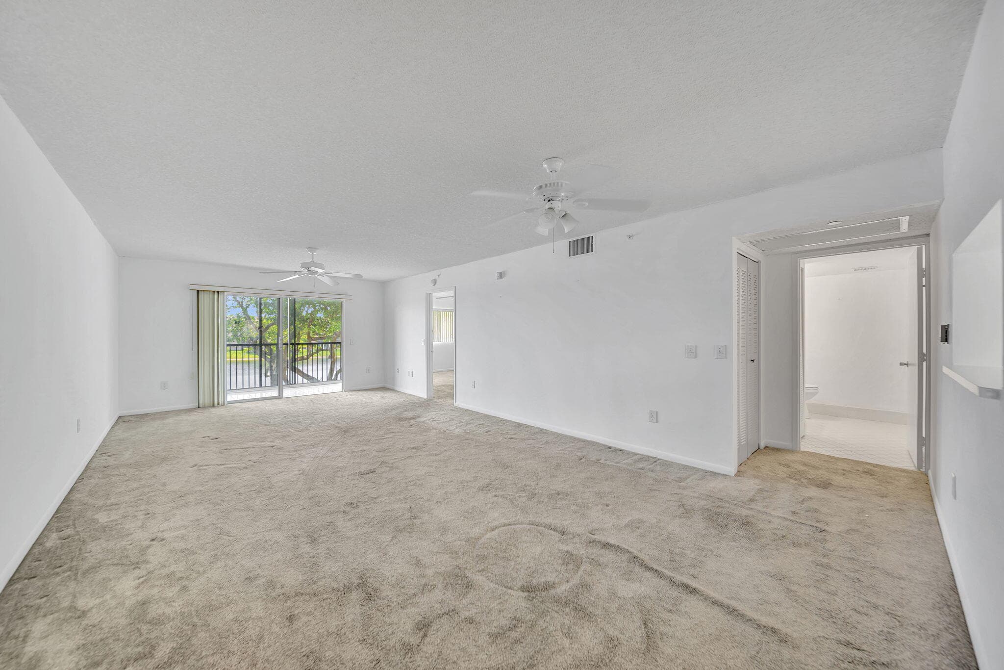 801 SW 141st Avenue 306o, Pembroke Pines, FL 33027 — photo 11 of 58