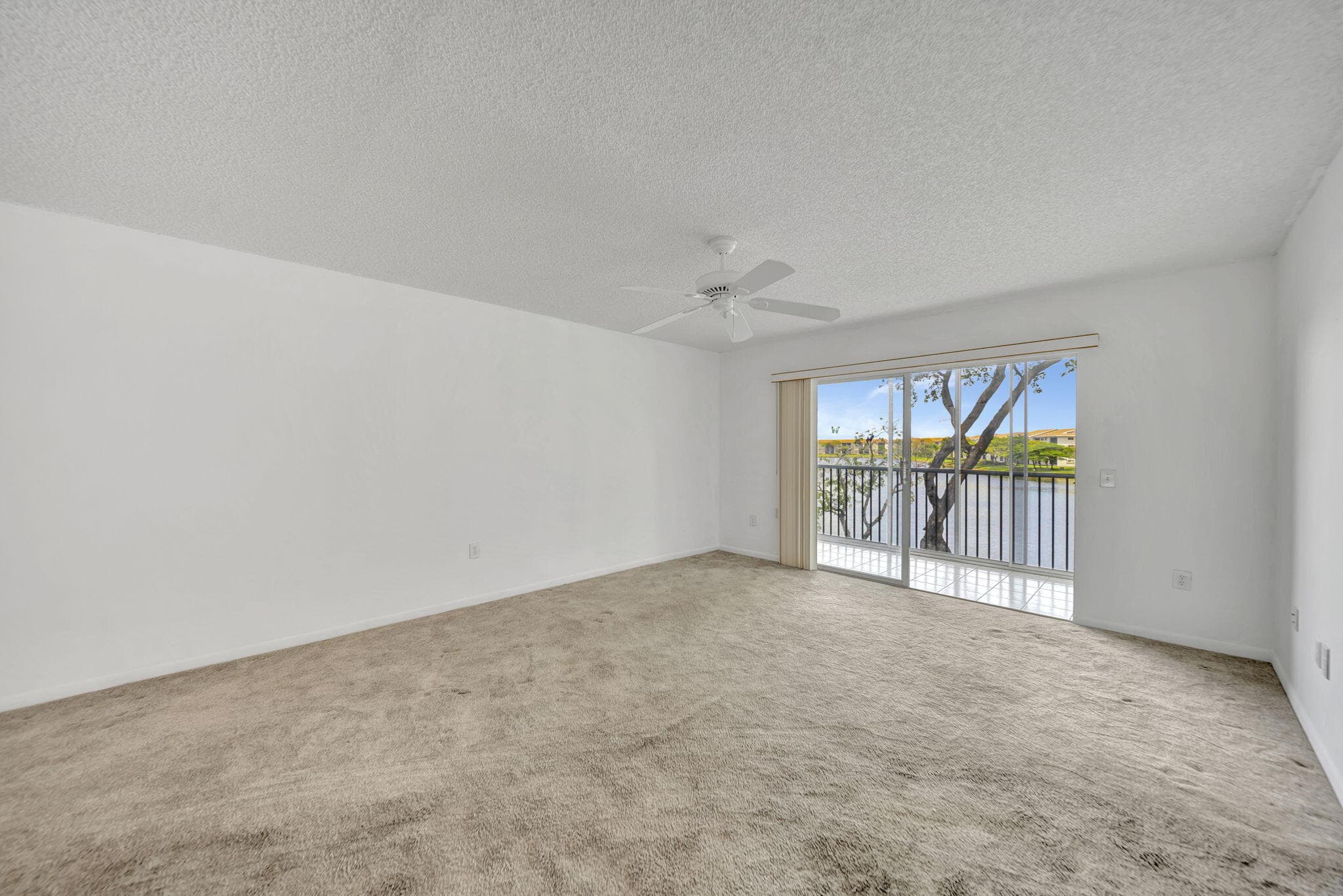801 SW 141st Avenue 306o, Pembroke Pines, FL 33027 — photo 17 of 58
