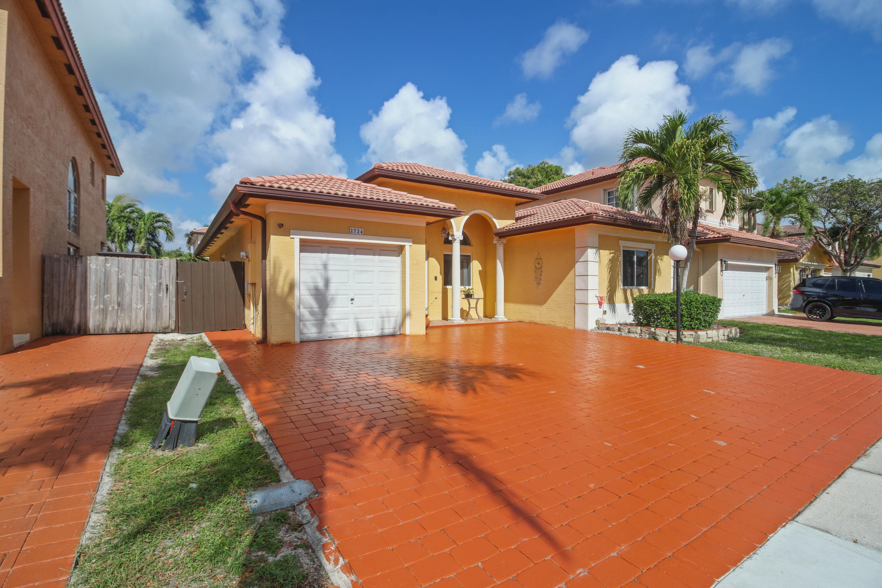 2724 NE 42nd Avenue, Homestead, FL 33033 — photo 3 of 49