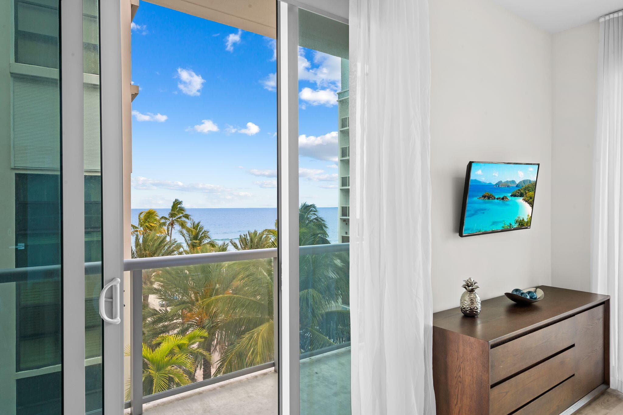777 N Ocean Drive N407, Hollywood, FL 33019 — photo 10 of 32
