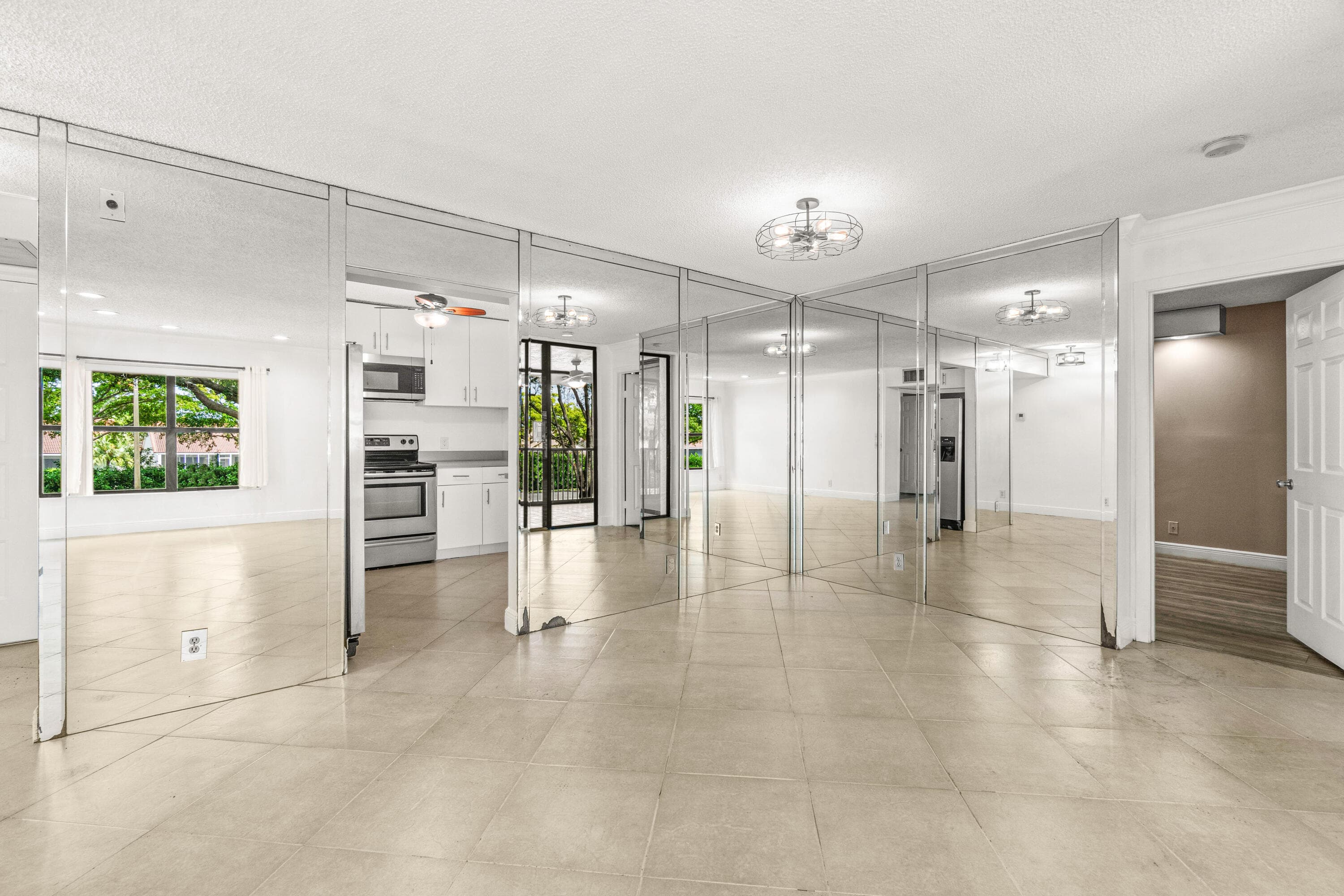 8553 Boca Glades Boulevard G, Boca Raton, FL 33434 — photo 5 of 53