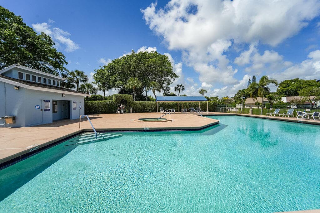 875 NW 22nd Avenue, Delray Beach, FL 33445 — photo 32 of 42