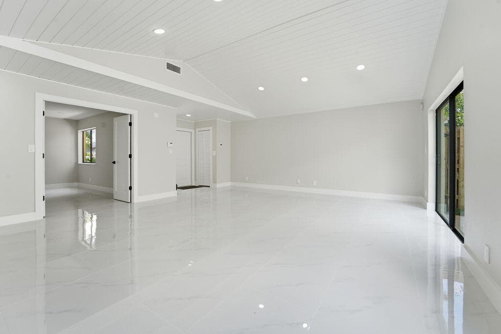 875 NW 22nd Avenue, Delray Beach, FL 33445 — photo 7 of 42