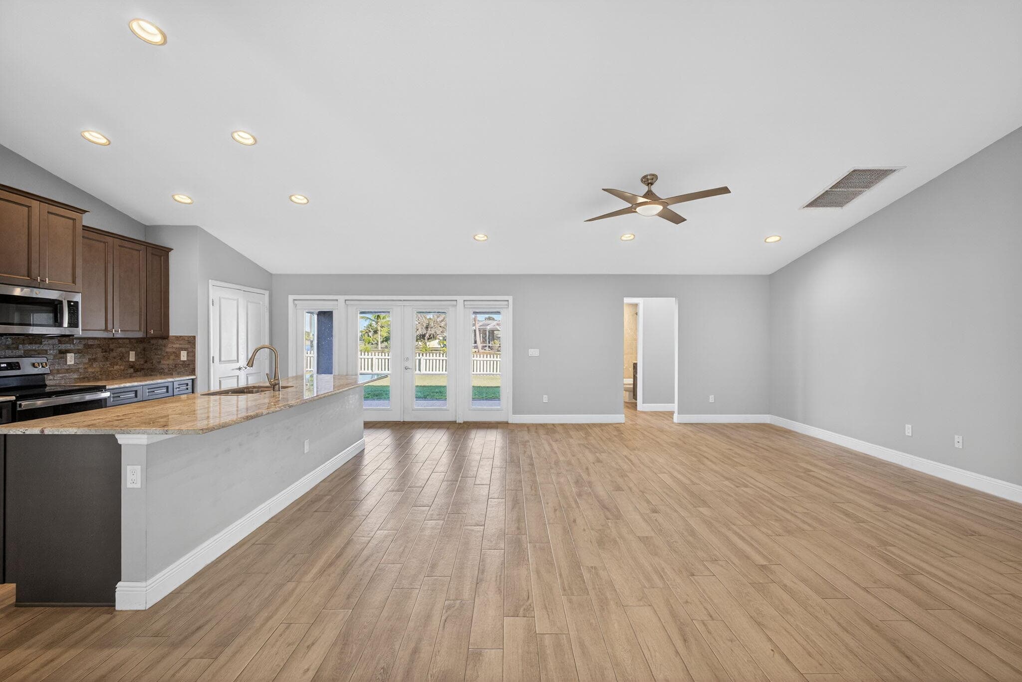 2501 SE Mariposa Avenue, Port St. Lucie, FL 34952 — photo 35 of 63