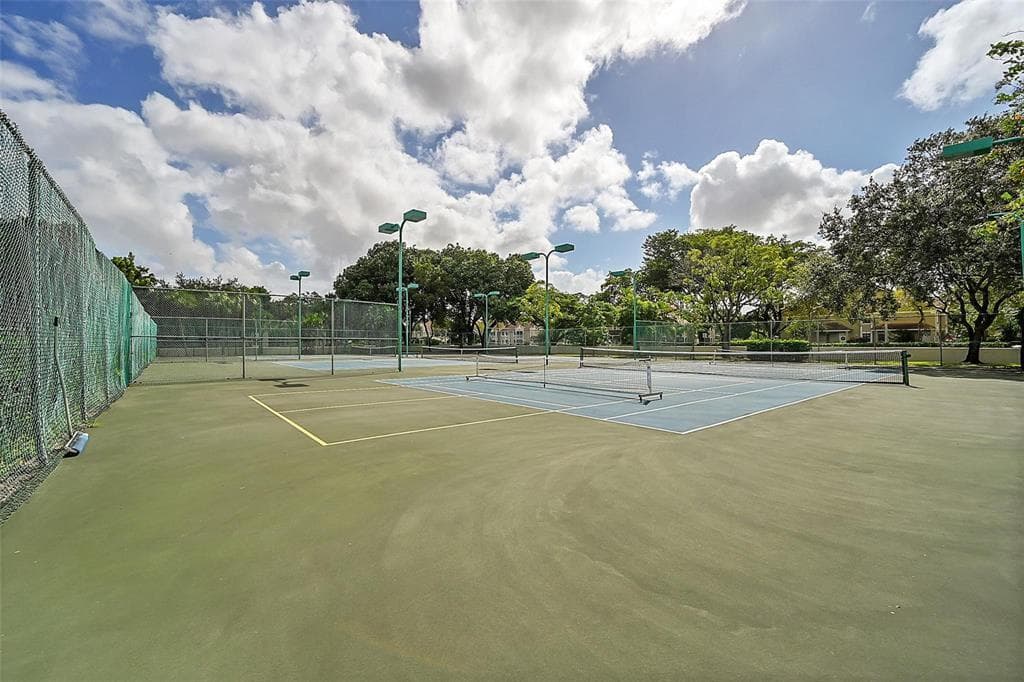 117 Gardens Drive 204, Pompano Beach, FL 33069 — photo 28 of 32
