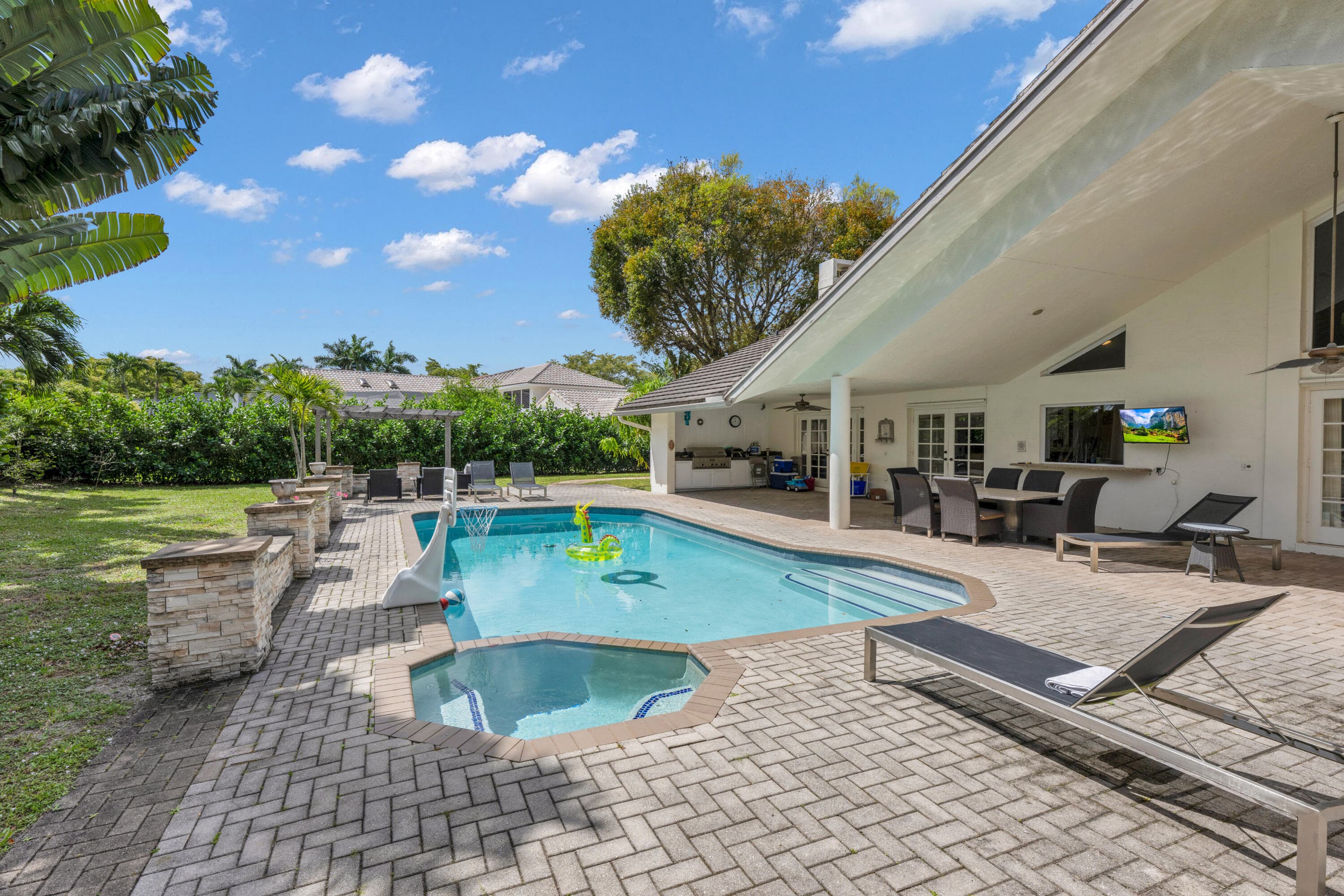 4320 Saint Charles Way, Boca Raton, FL 33434 — photo 29 of 34