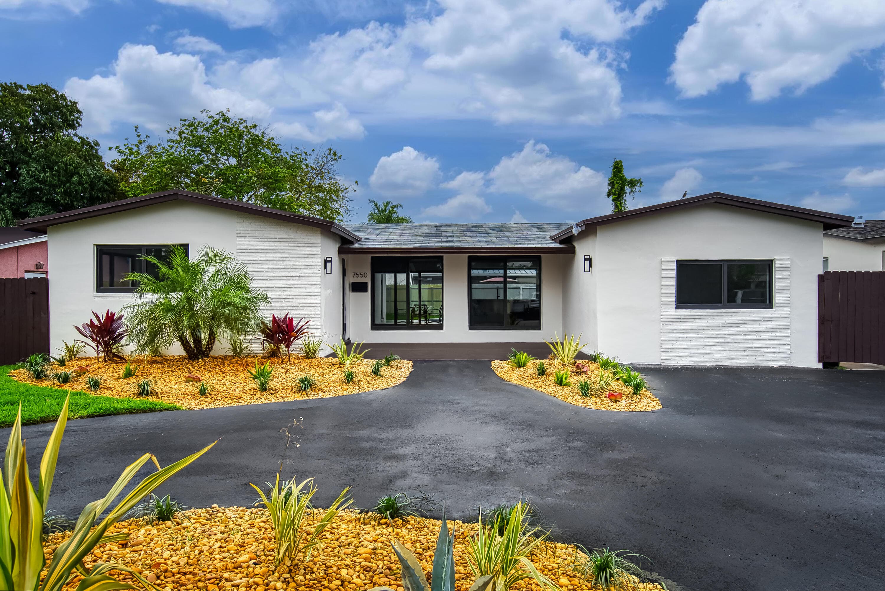 7550 Grandview Boulevard, Miramar, FL 33023 — photo 1 of 33