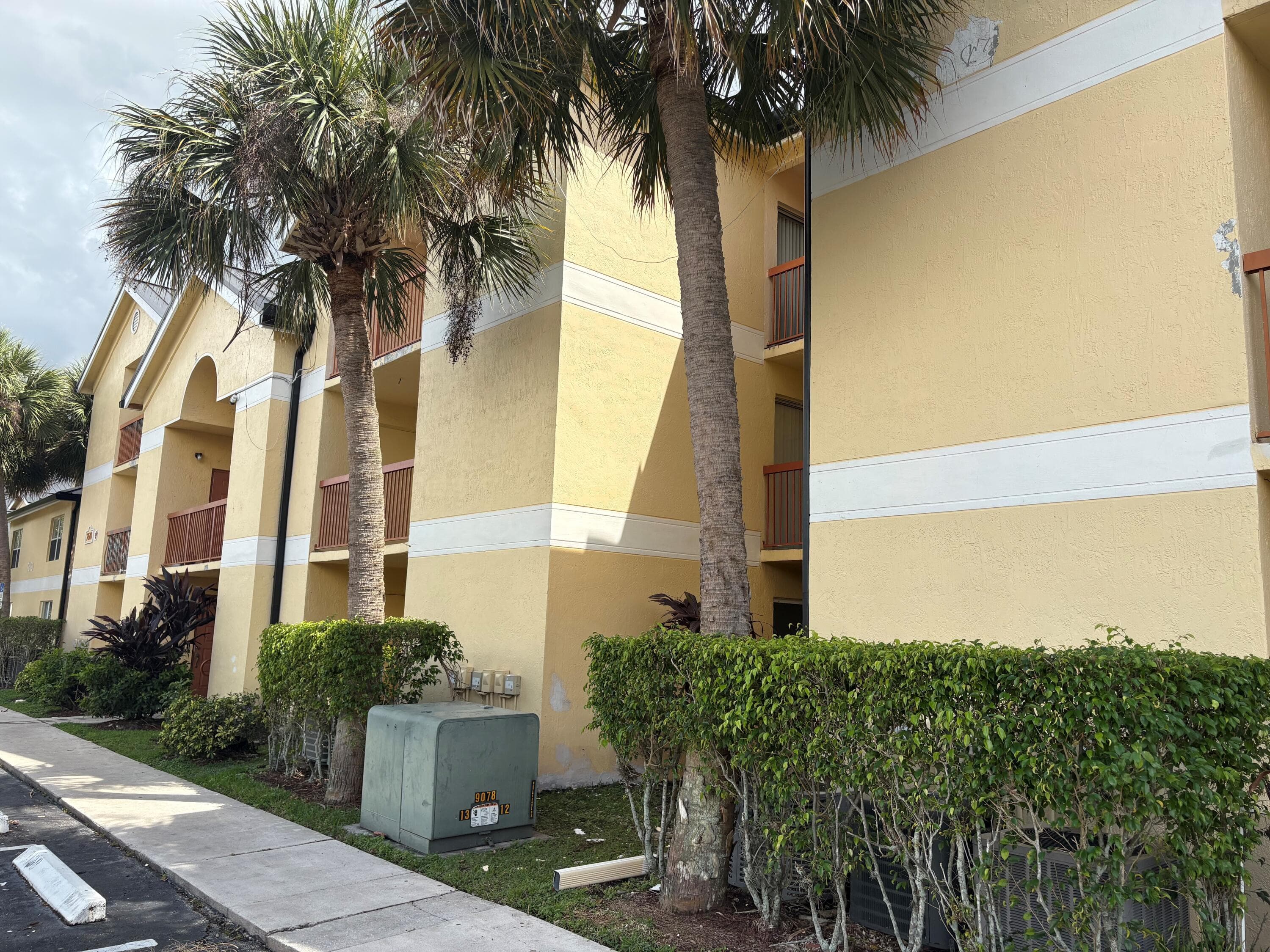 7610 Westwood Drive 106, Tamarac, FL 33321 — photo