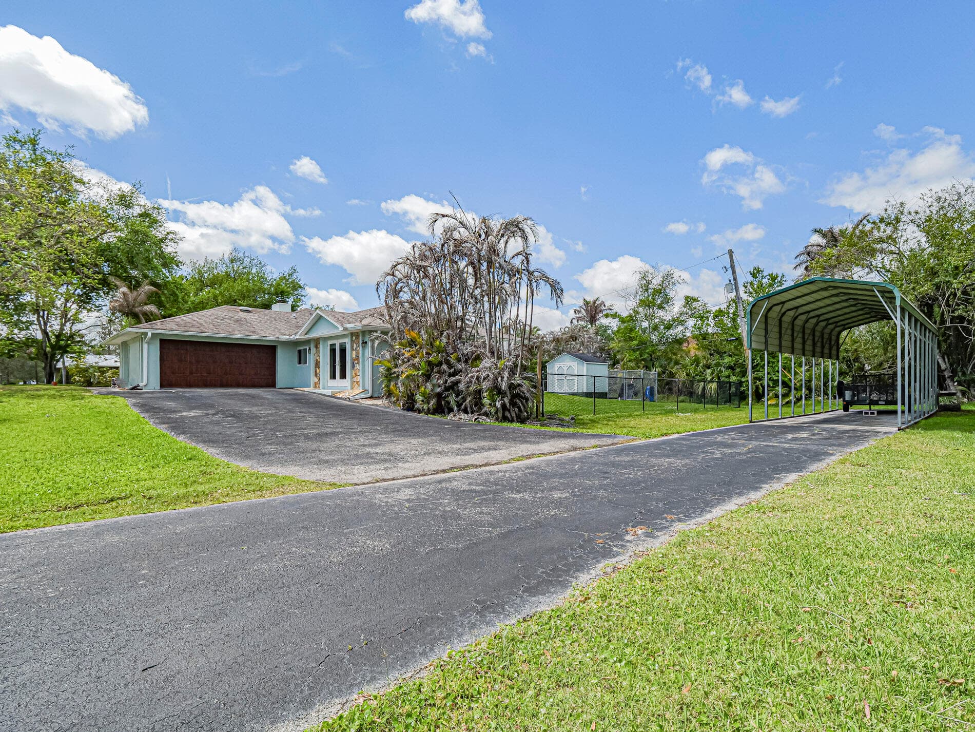 595 45th Court, Vero Beach, FL 32968 — photo 4 of 51