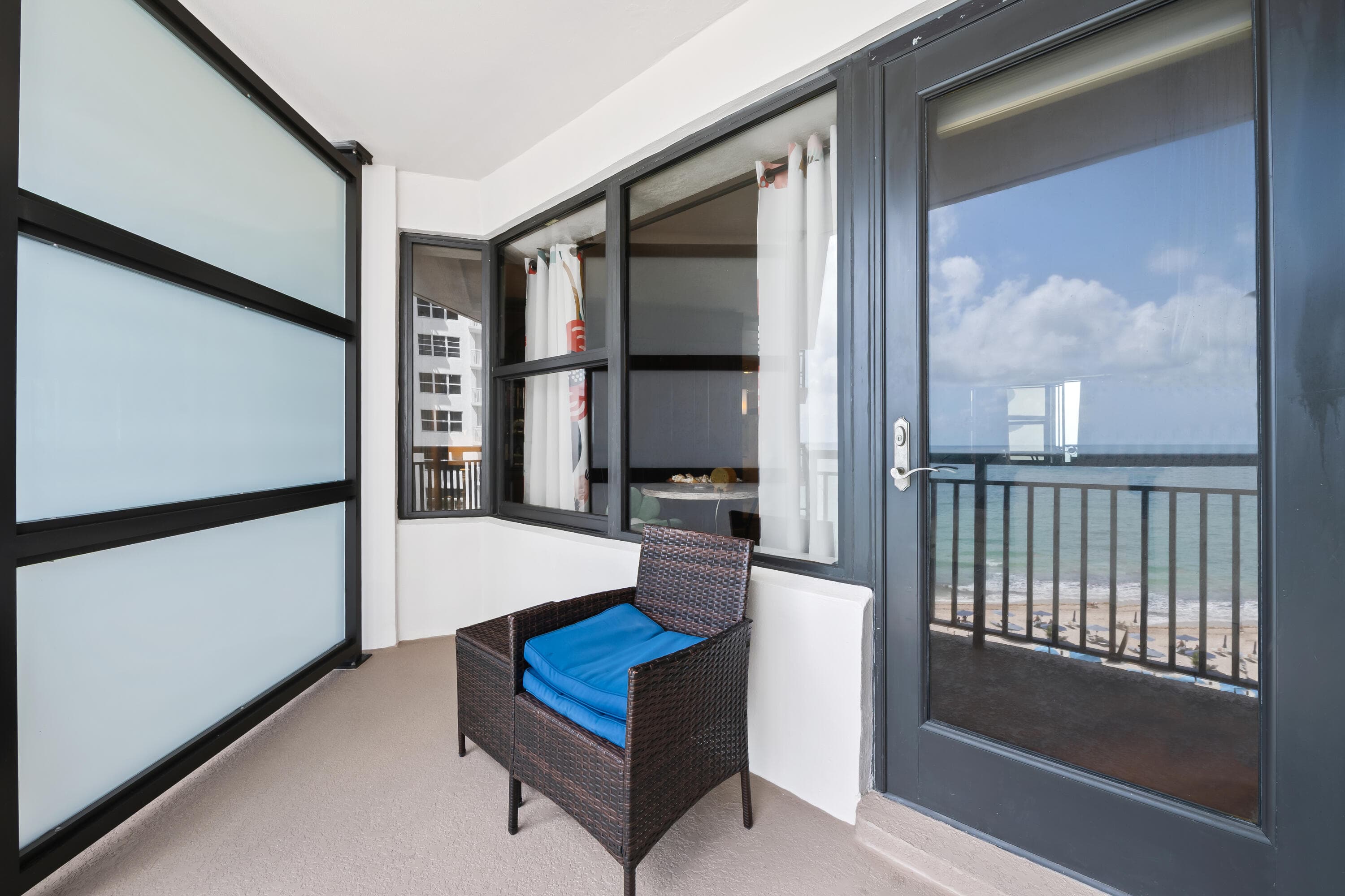 3800 Galt Ocean Drive 802, Fort Lauderdale, FL 33308 — photo 4 of 41