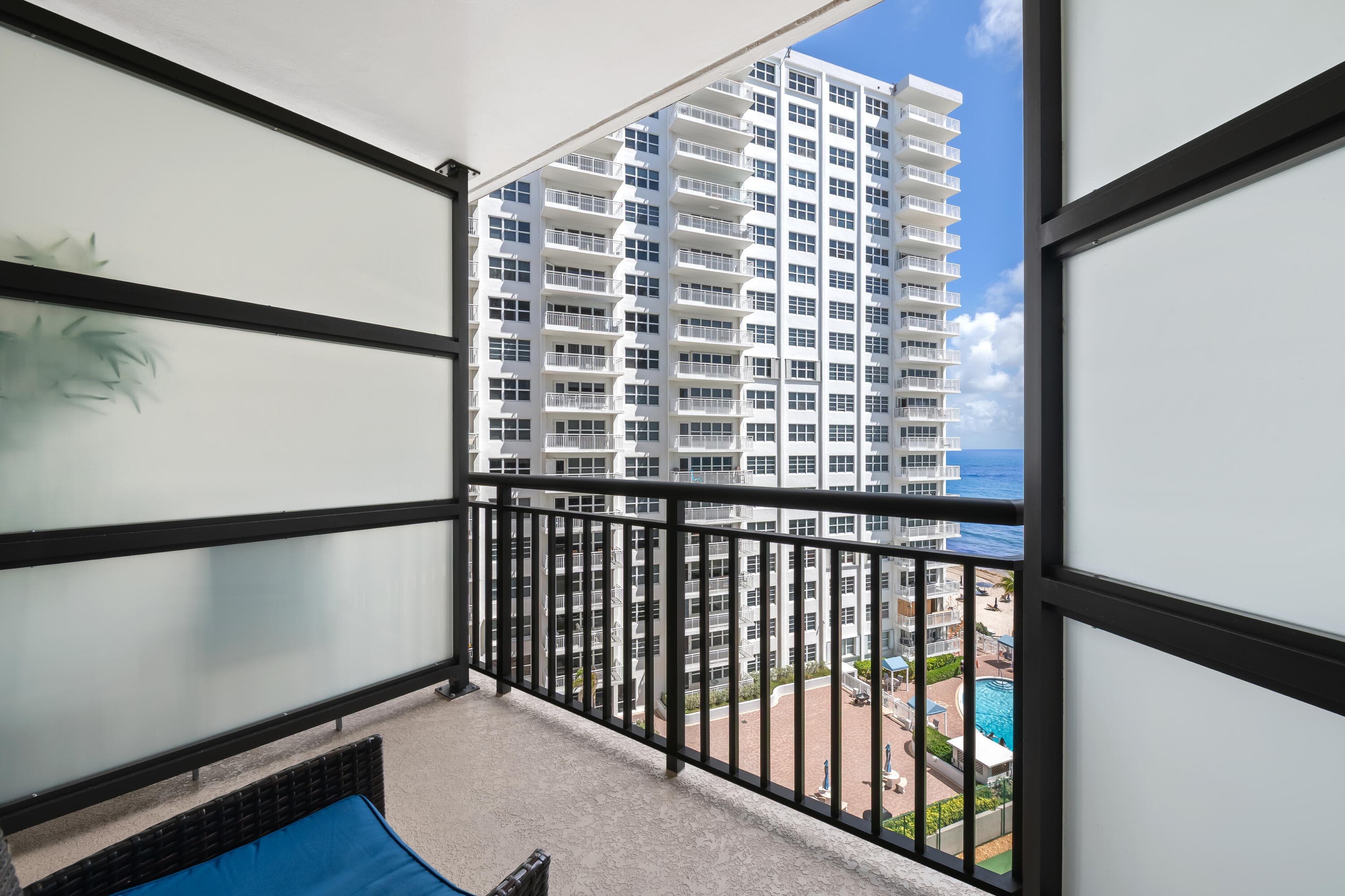 3800 Galt Ocean Drive 802, Fort Lauderdale, FL 33308 — photo 5 of 41