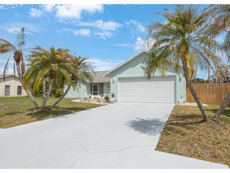 814 Floraland Avenue, Sebastian, FL 32958 — photo 2 of 29