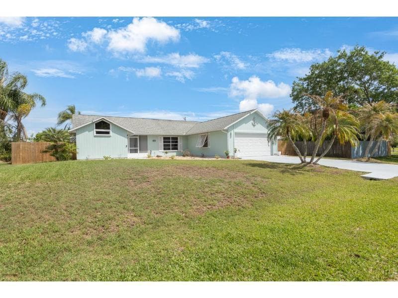 814 Floraland Avenue, Sebastian, FL 32958 — photo 3 of 29