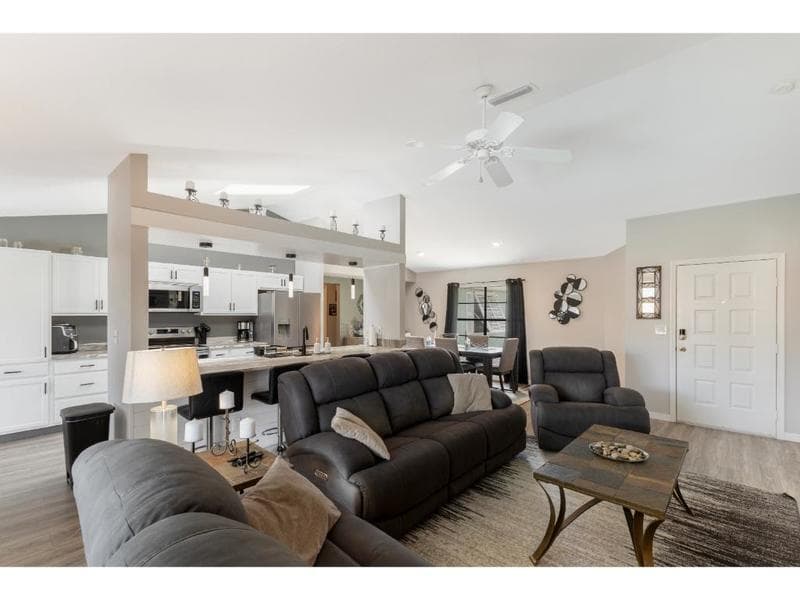 814 Floraland Avenue, Sebastian, FL 32958 — photo 10 of 29