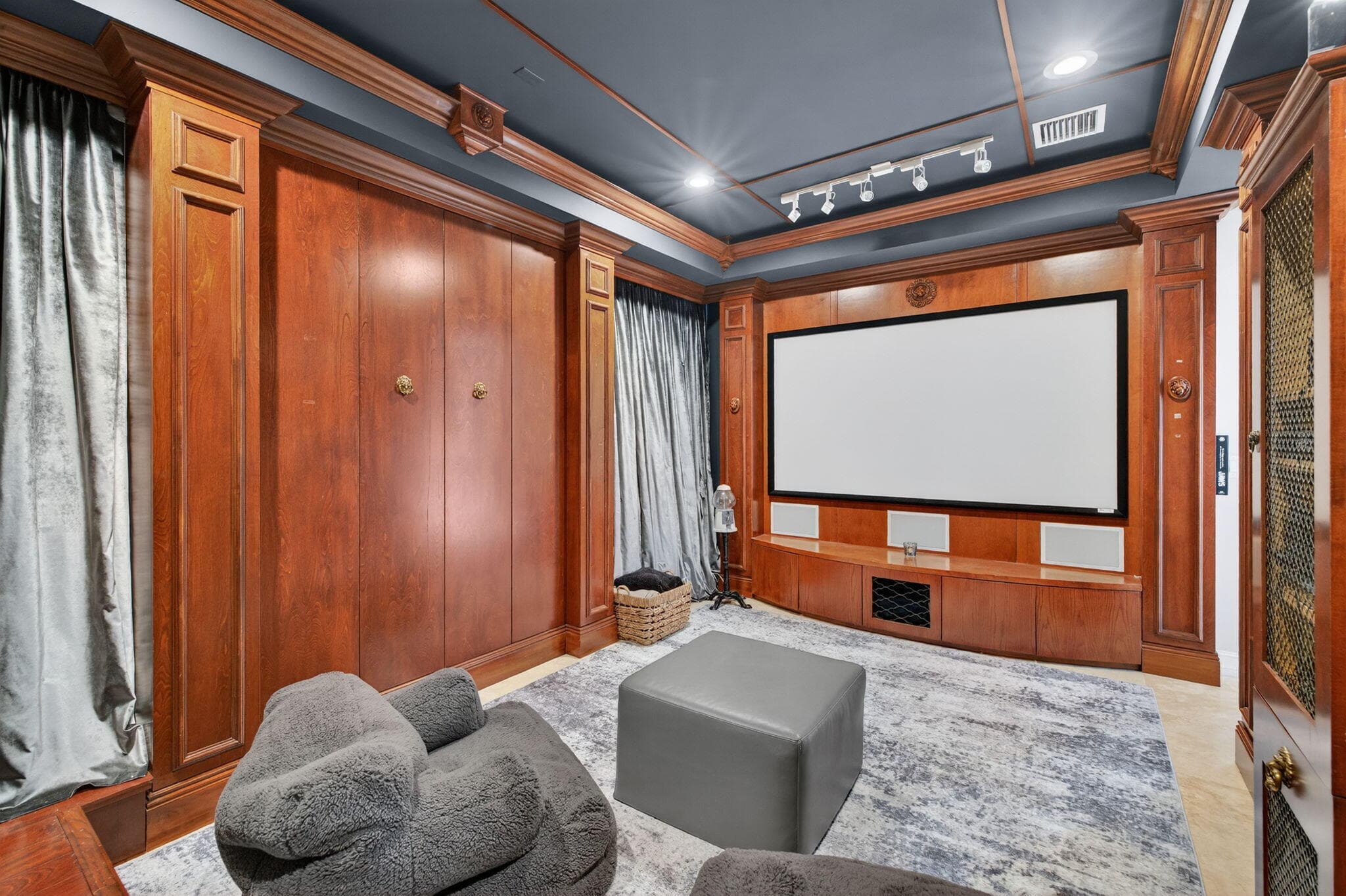 2406 Barcelona Drive, Fort Lauderdale, FL 33301 — photo 79 of 107