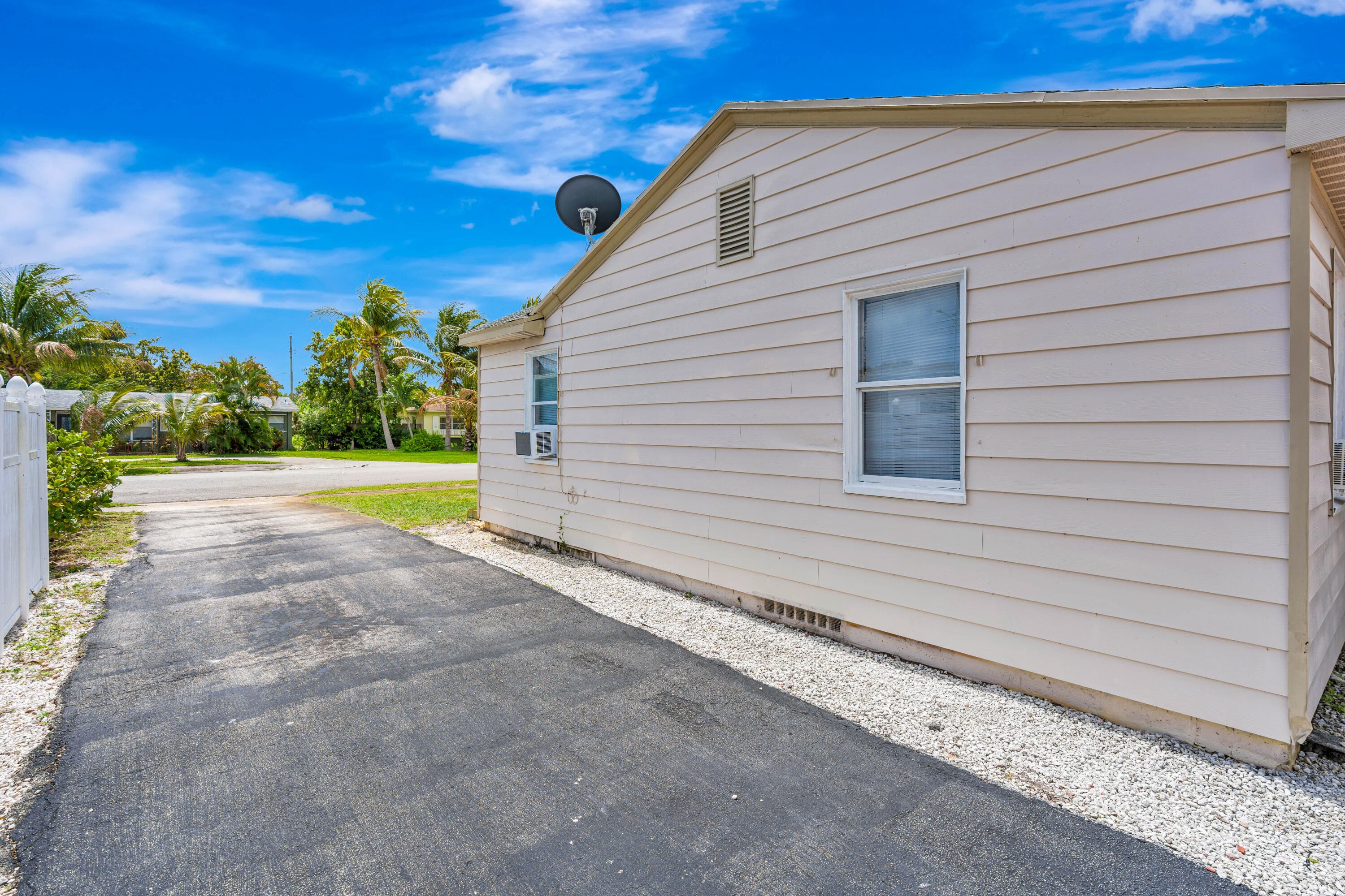 505 Foresteria Drive, Lake Park, FL 33403 — photo 24 of 25