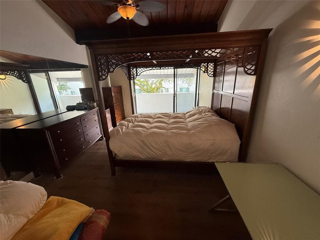 19428 NE 26th Avenue 103b, Miami, FL 33180 — photo 17 of 50