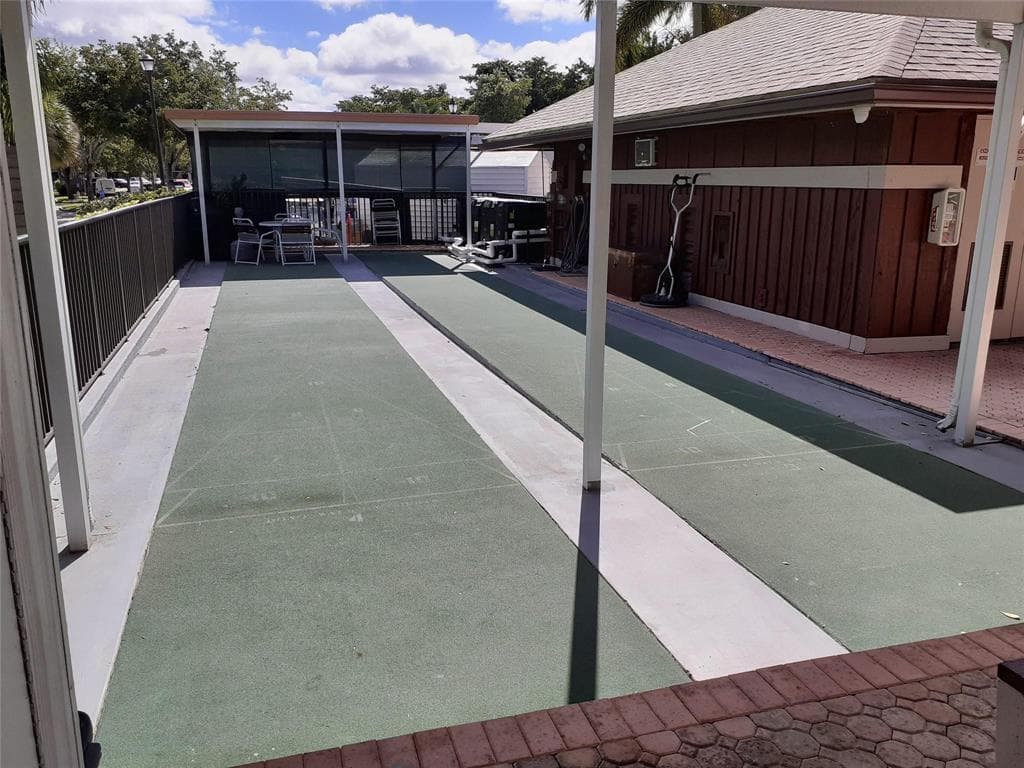 9425 S Belfort Circle 104, Tamarac, FL 33321 — photo 12 of 15