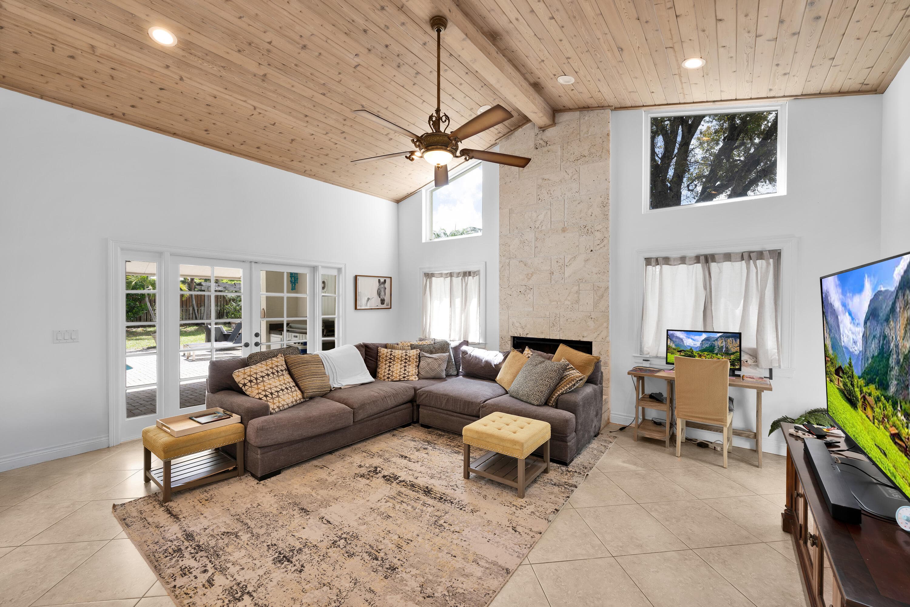4320 Saint Charles Way, Boca Raton, FL 33434 — photo 13 of 34
