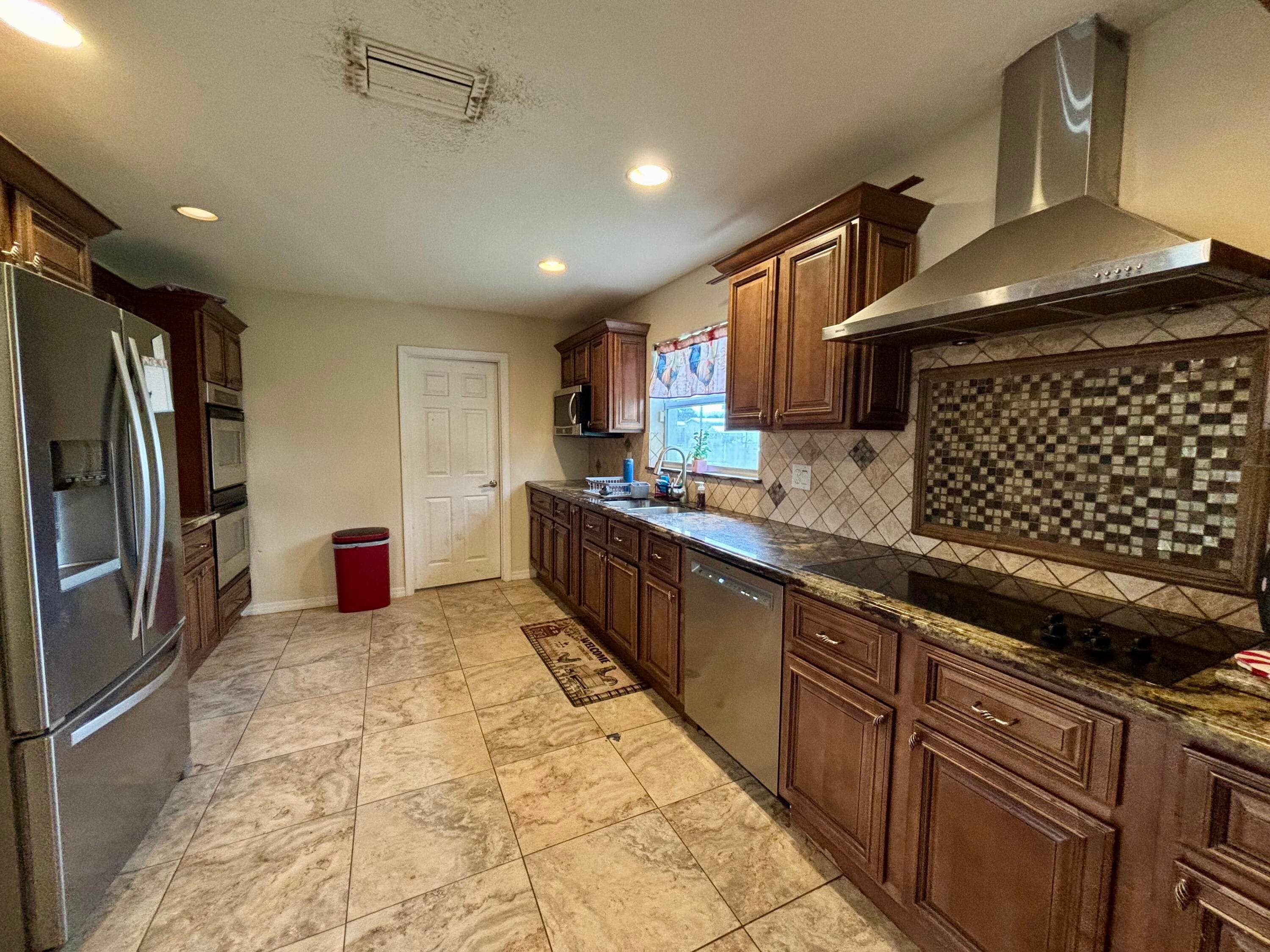 4003 SE 26th Street, Okeechobee, FL 34974 — photo 4 of 21