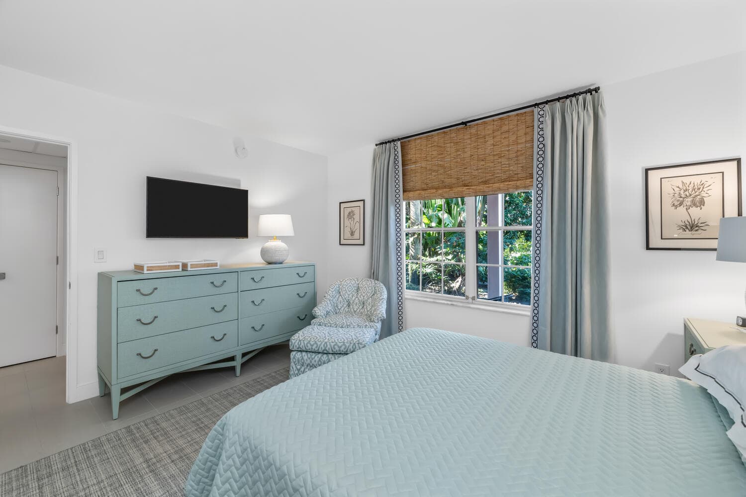 134 Peruvian Avenue 104, Palm Beach, FL 33480 — photo 12 of 20