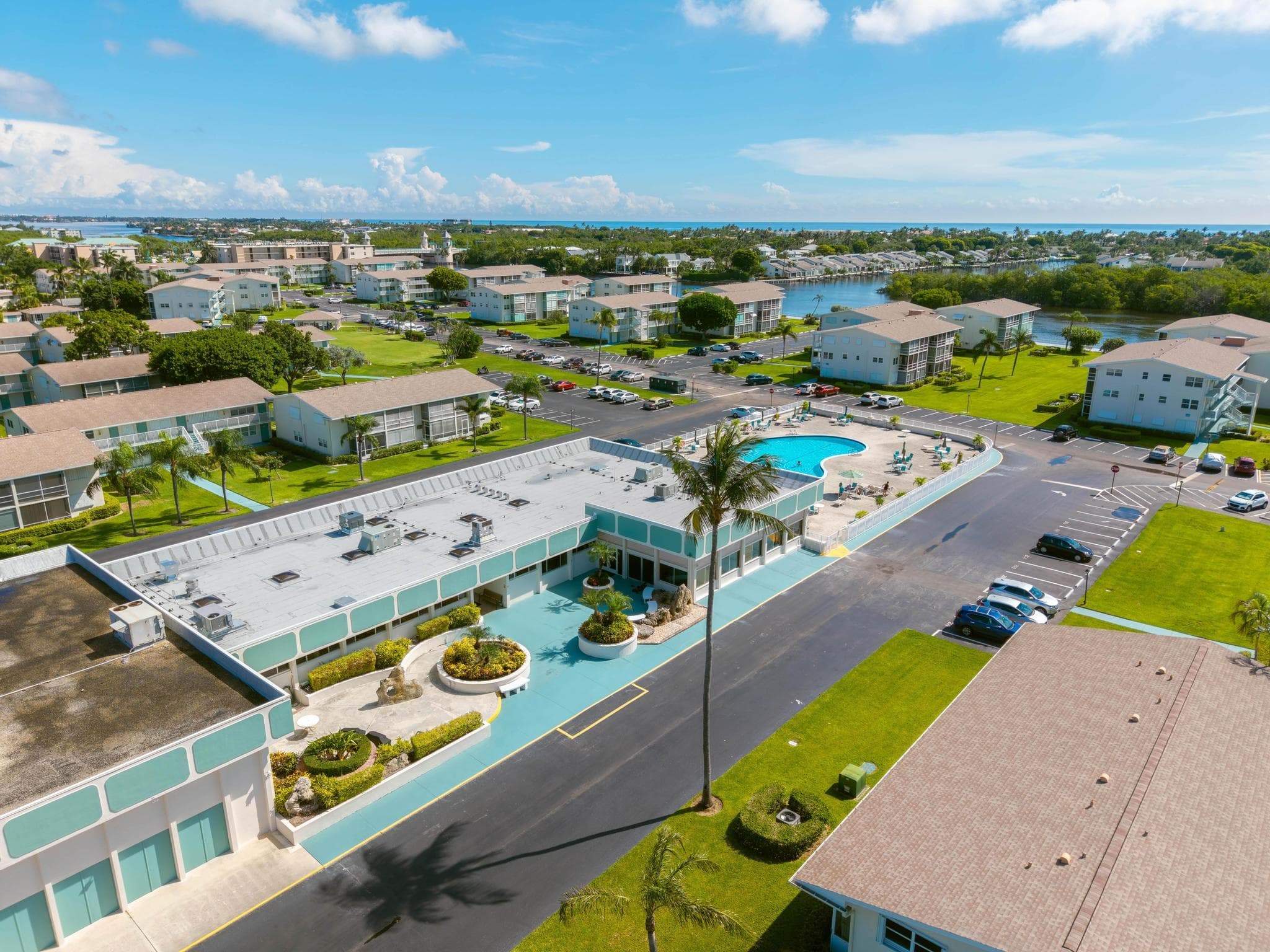 480 Horizons W 207, Boynton Beach, FL 33435 — photo 19 of 36