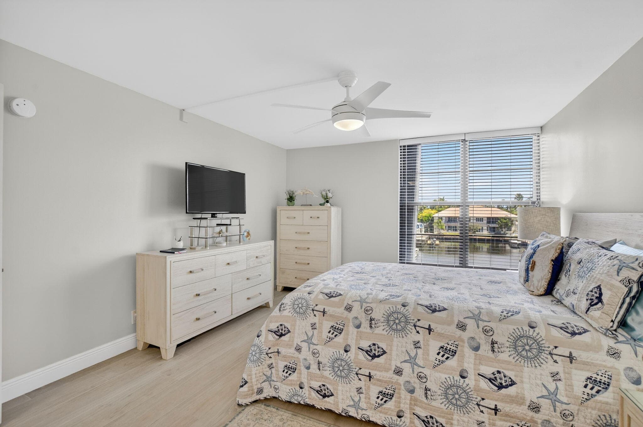 6 Royal Palm Way 409, Boca Raton, FL 33432 — photo 25 of 53
