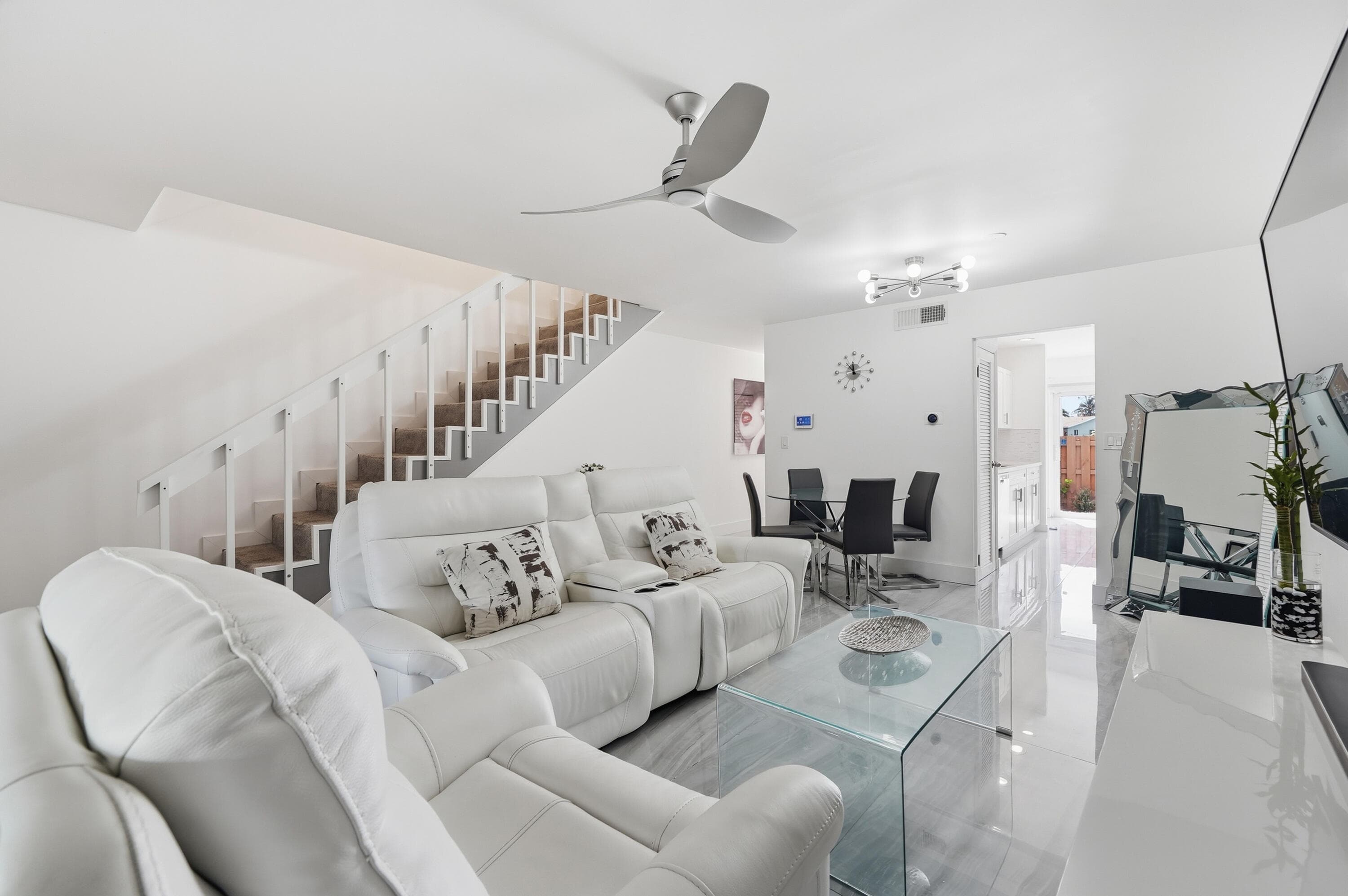 10875 NW 29th Manor 8, Sunrise, FL 33322 — photo 1 of 28